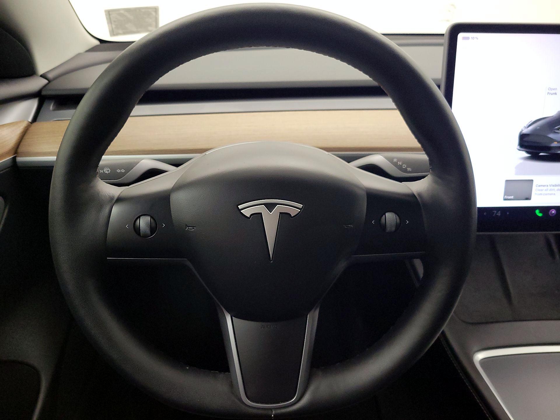 Thumbnail: 2023 Tesla Model 3 - 10