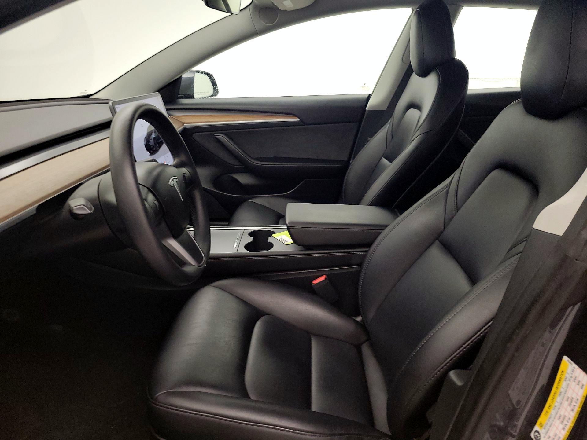 Thumbnail: 2023 Tesla Model 3 - 11