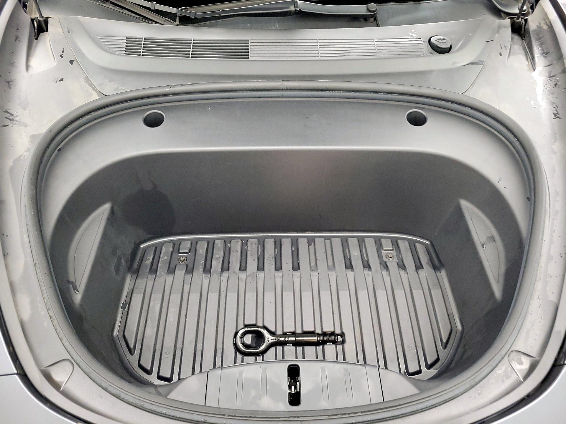 Thumbnail: 2023 Tesla Model 3 - 20