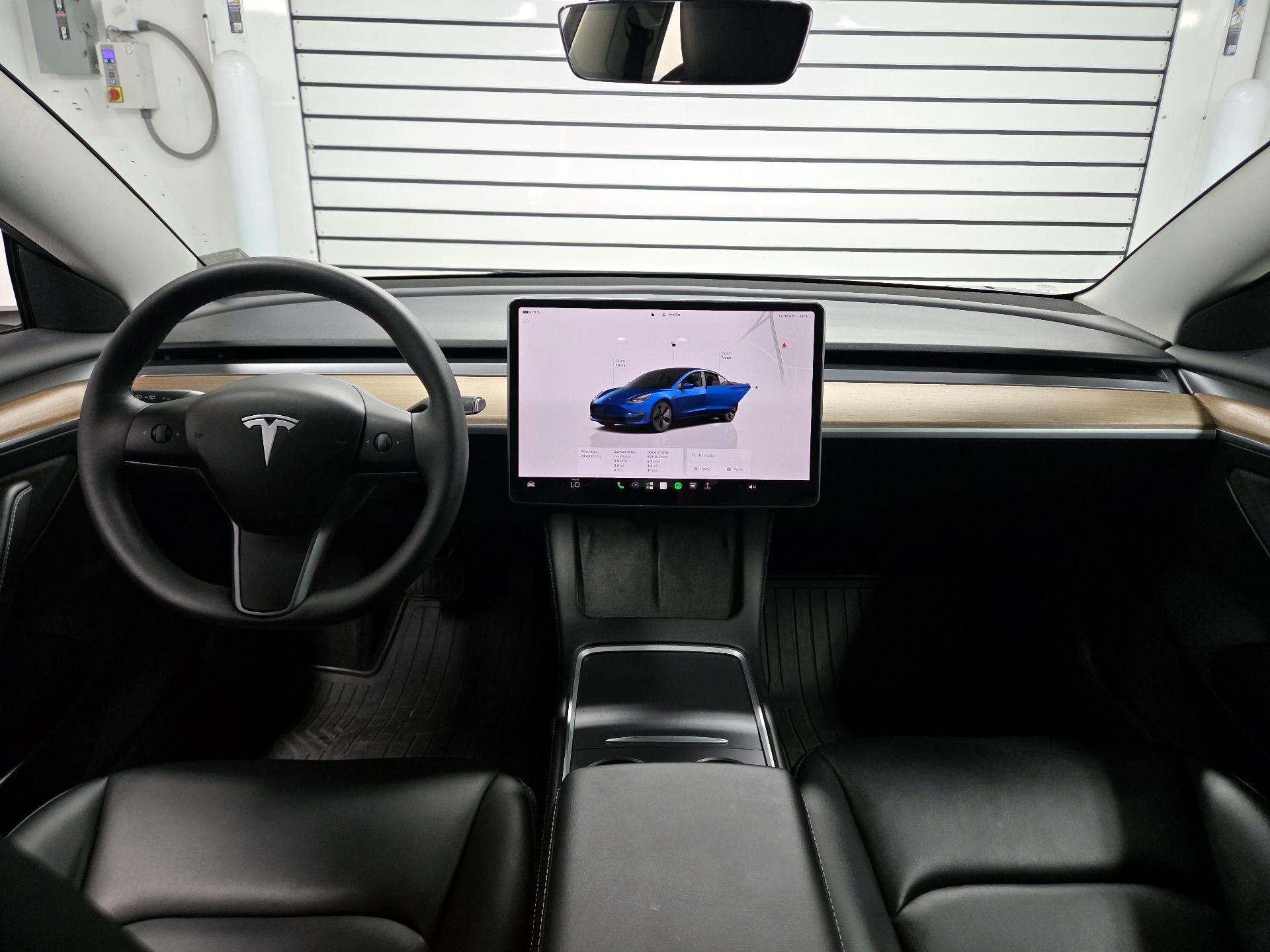 Thumbnail: 2023 Tesla Model 3 - 9