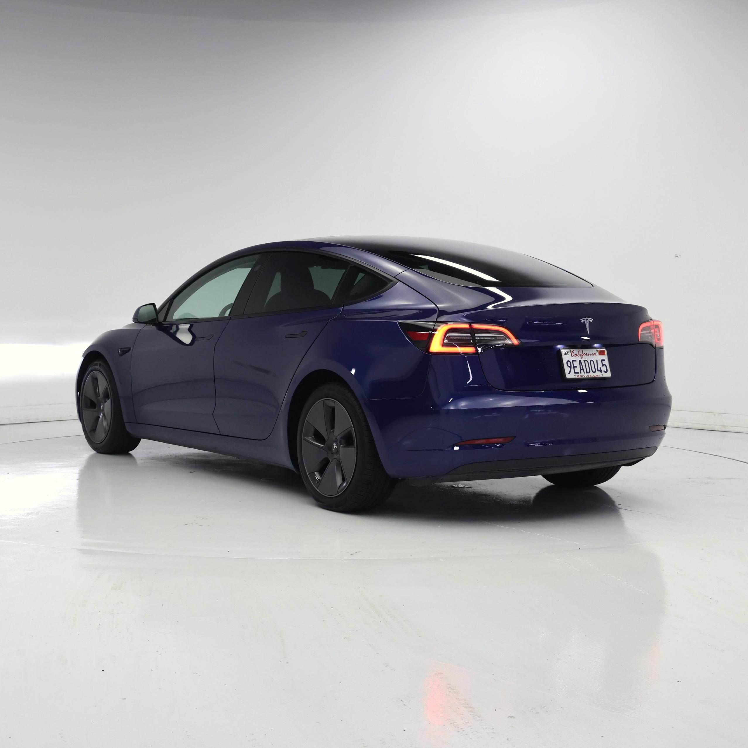 Thumbnail: 2023 Tesla Model 3 - 2