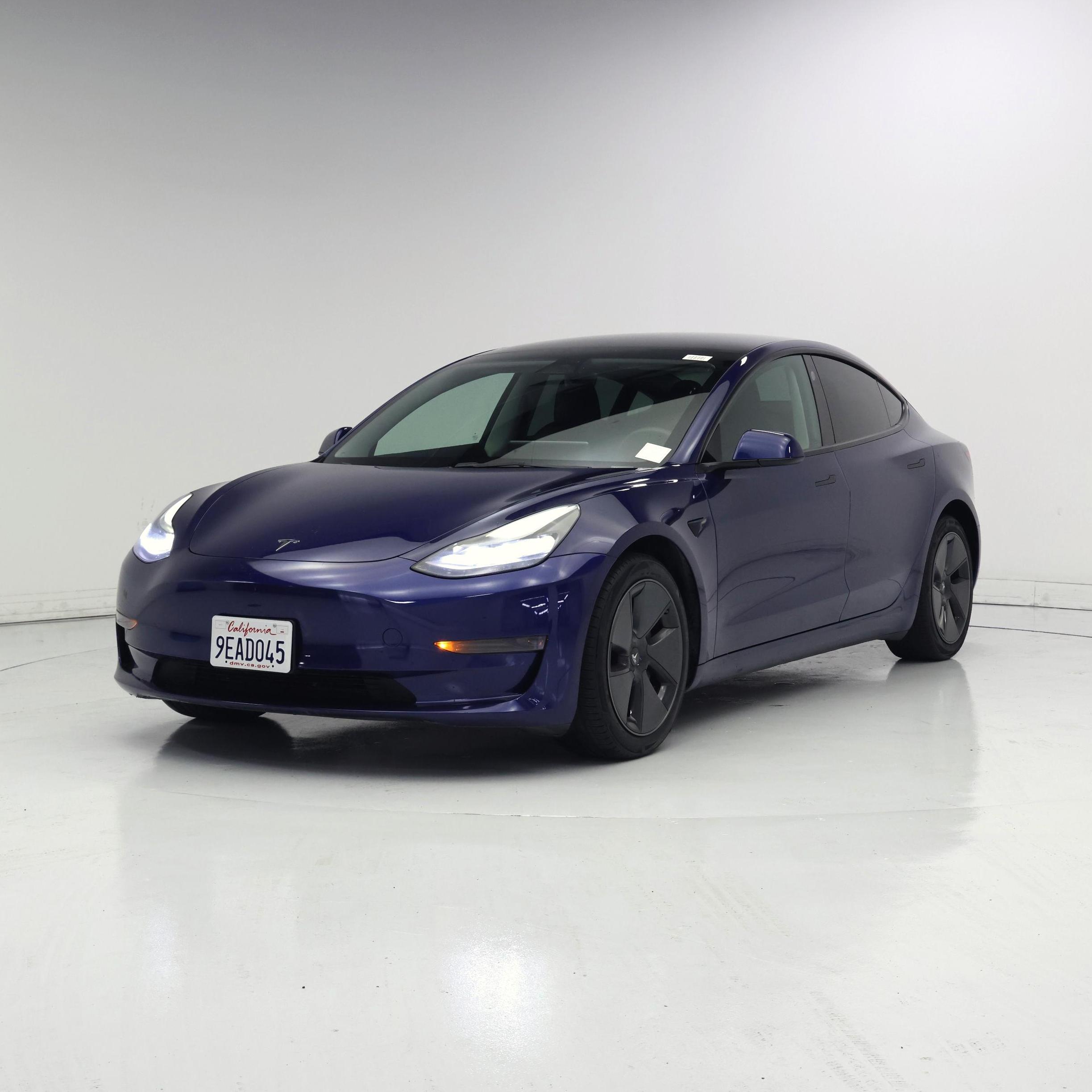 Thumbnail: 2023 Tesla Model 3 - 4