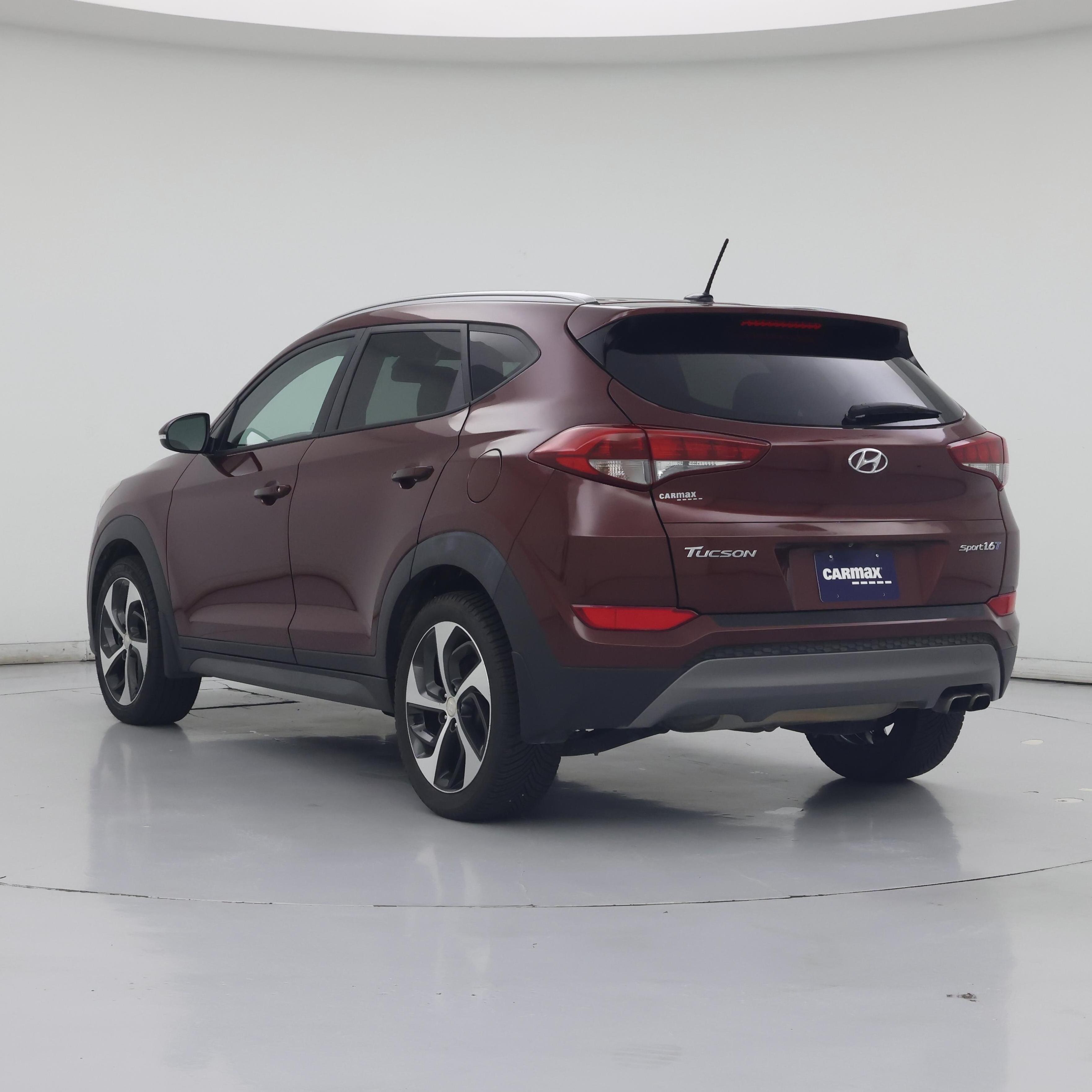 Thumbnail: 2016 Hyundai Tucson - 2