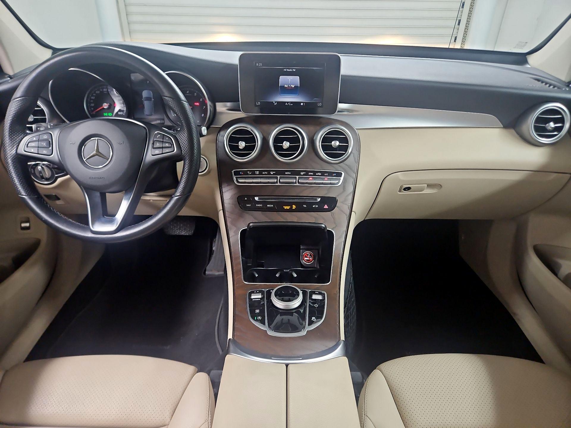 Thumbnail: 2019 Mercedes-Benz GLC - 9