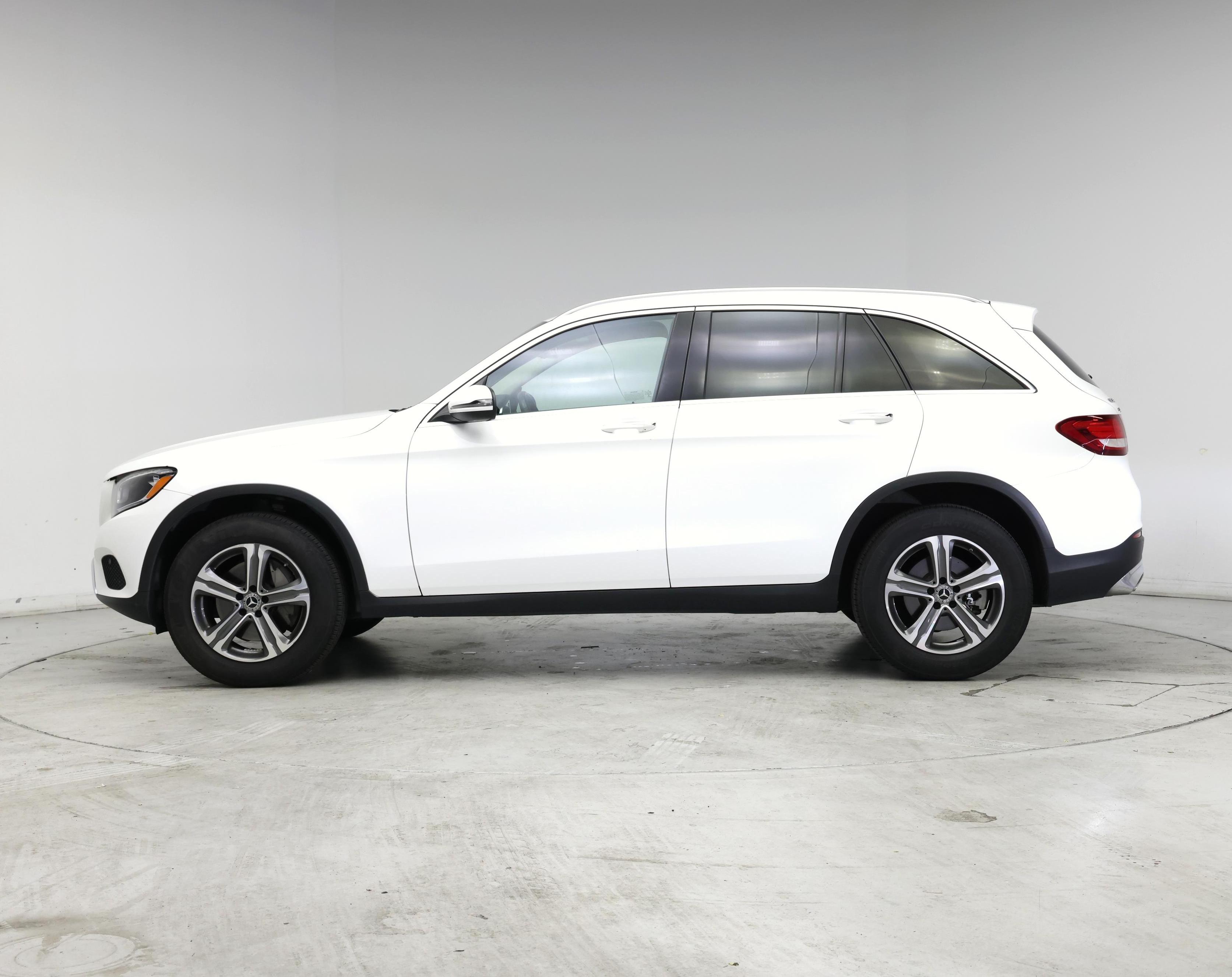 Thumbnail: 2019 Mercedes-Benz GLC - 3