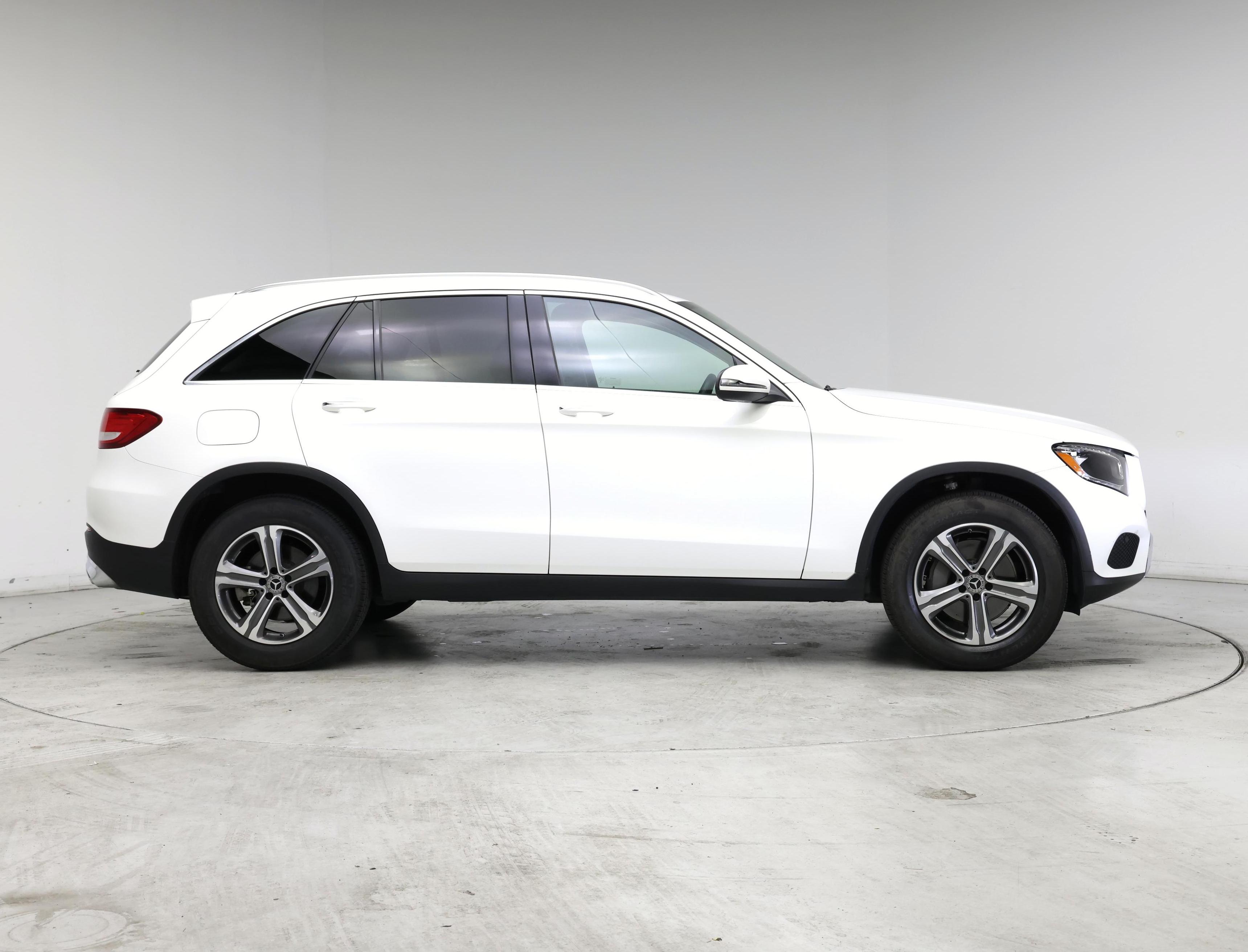Thumbnail: 2019 Mercedes-Benz GLC - 7