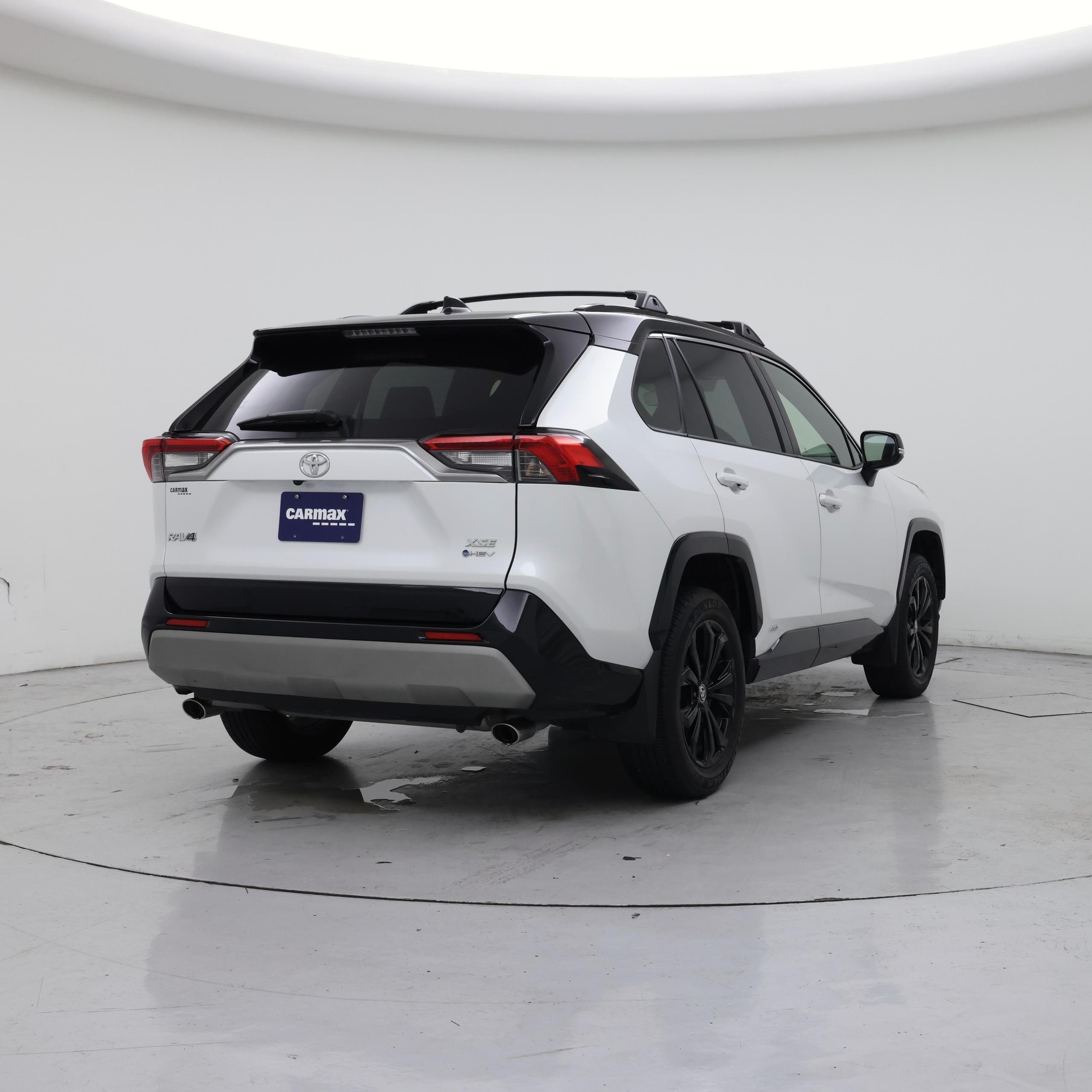 Thumbnail: 2025 Toyota RAV4 - 8