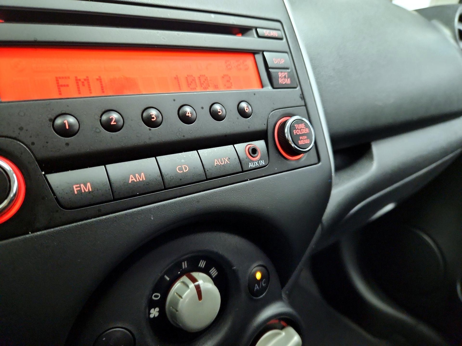 2014 Nissan Versa Note S Plus - Photo 18