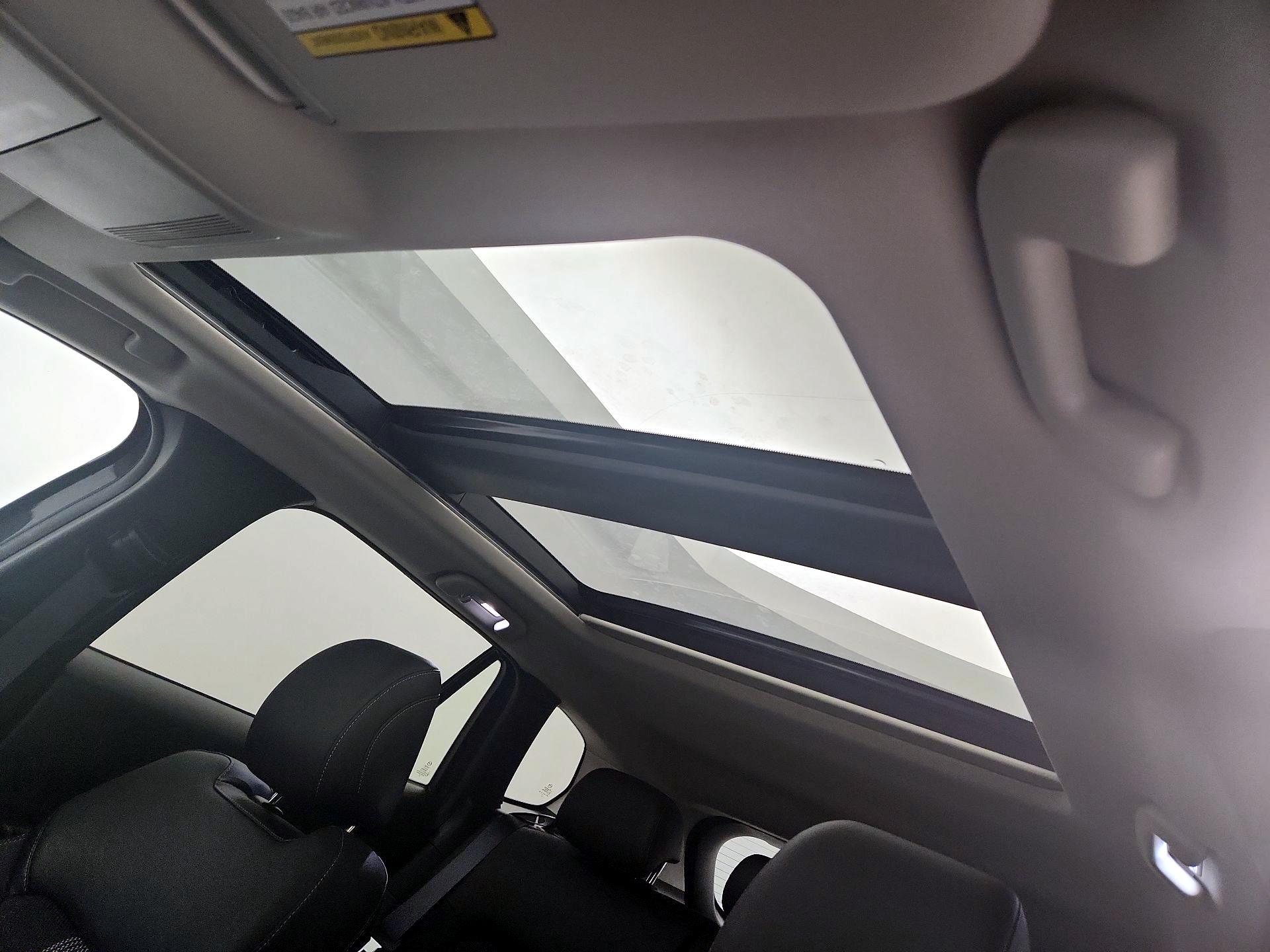 Thumbnail: 2025 Mazda CX-50 - 17