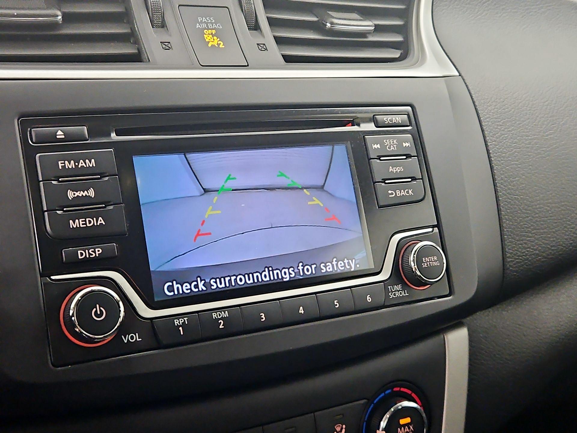 Thumbnail: 2015 Nissan Sentra - 14