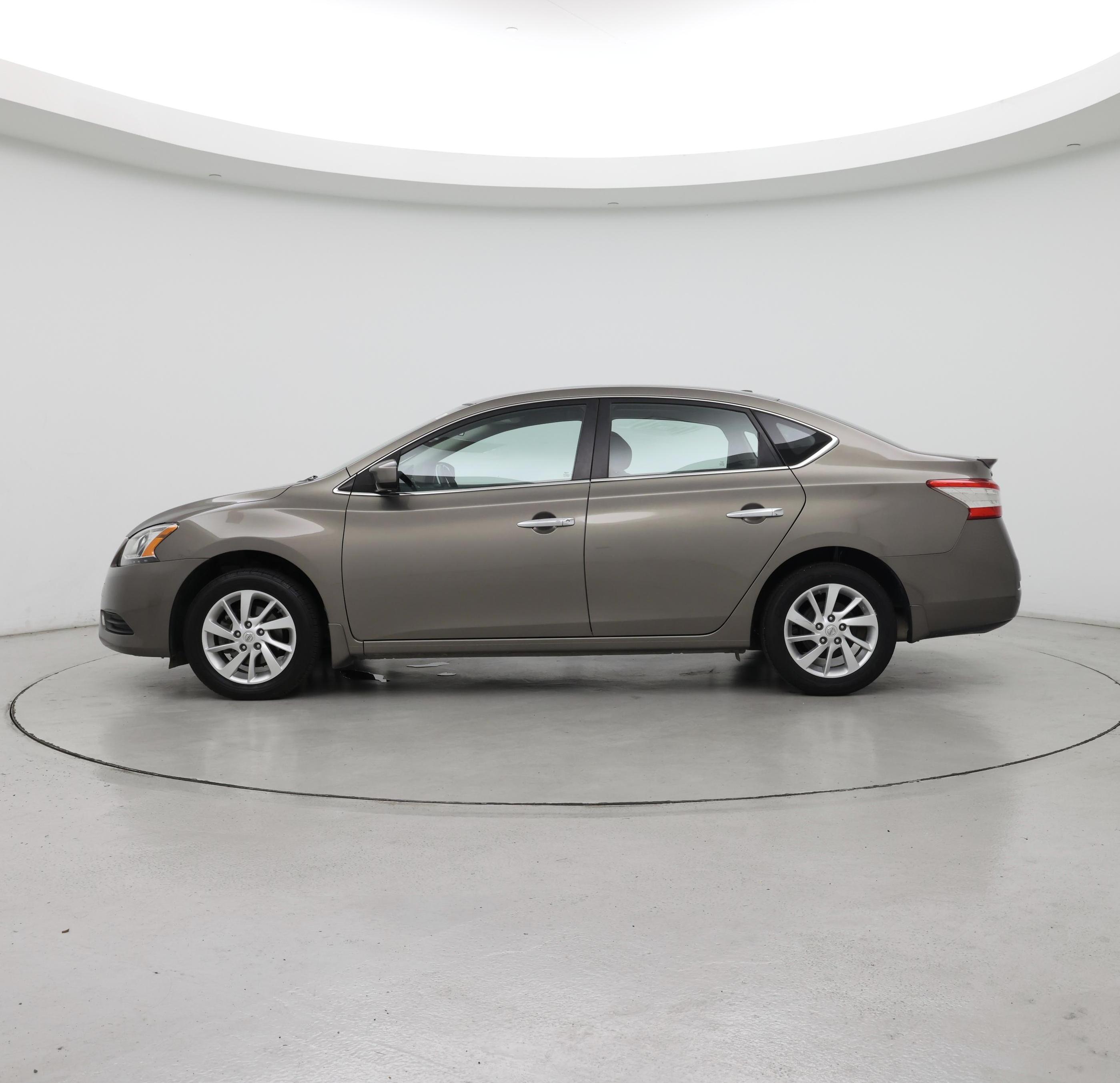 Thumbnail: 2015 Nissan Sentra - 3