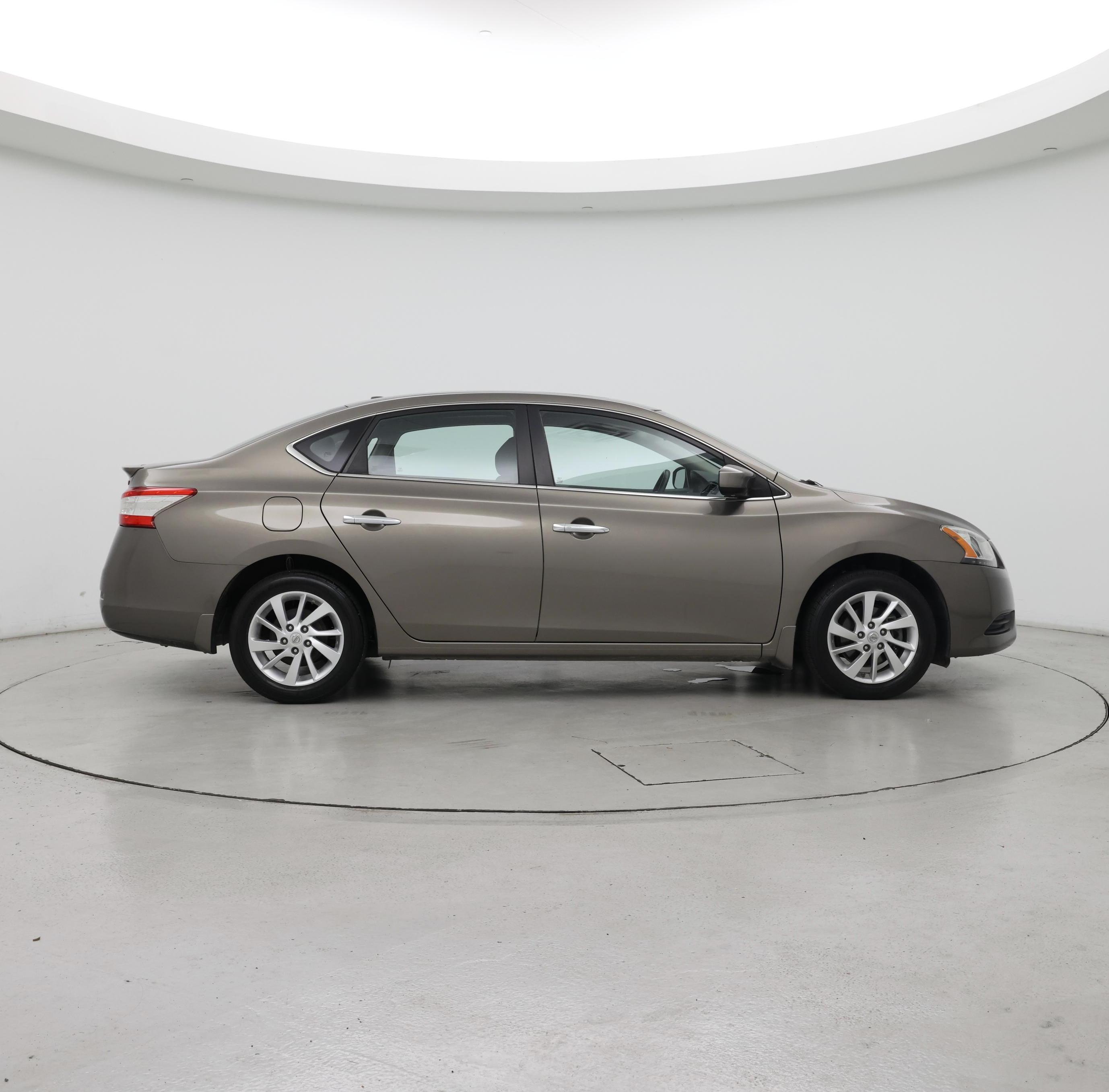 Thumbnail: 2015 Nissan Sentra - 7