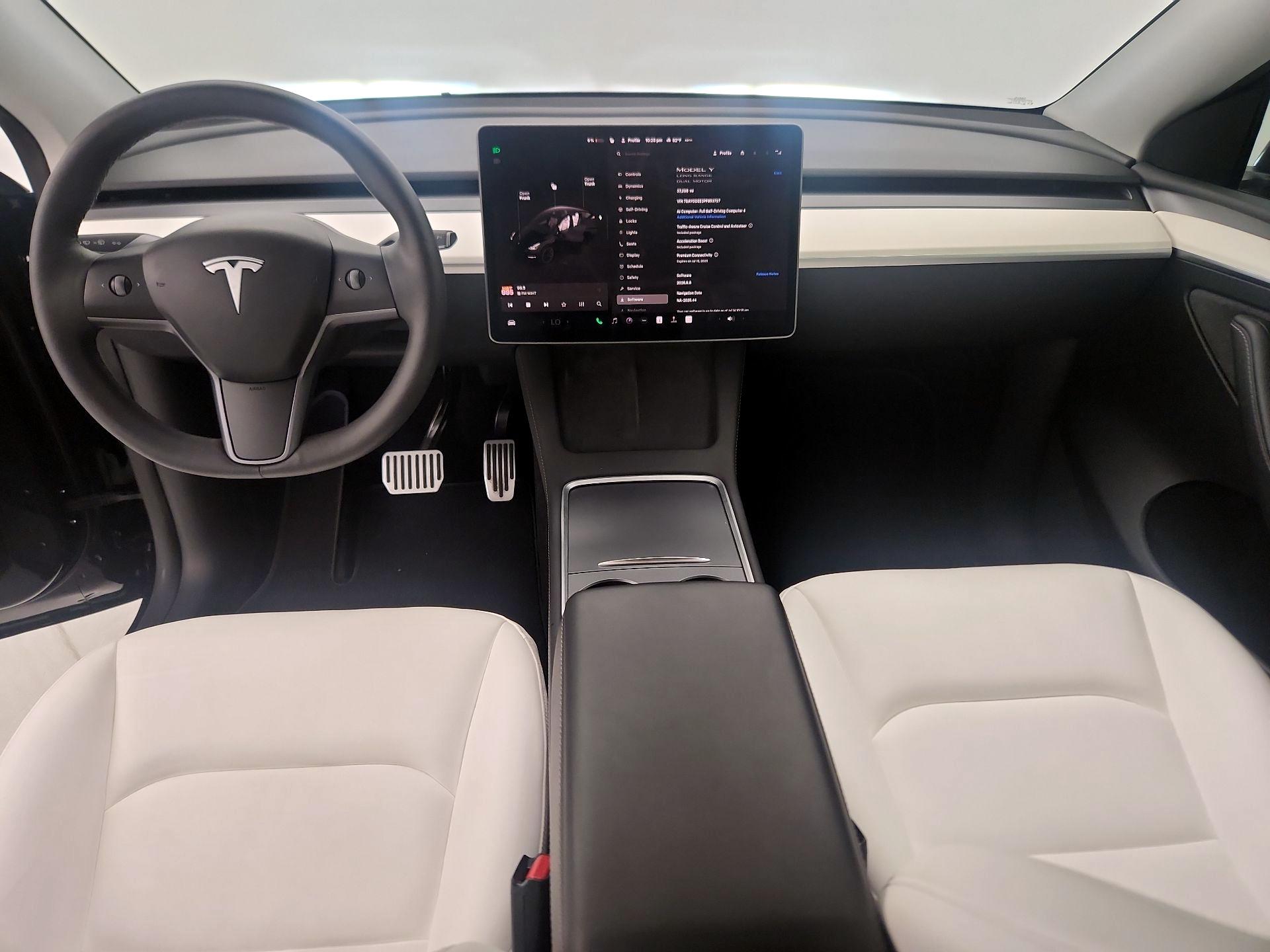 Thumbnail: 2023 Tesla Model Y - 9