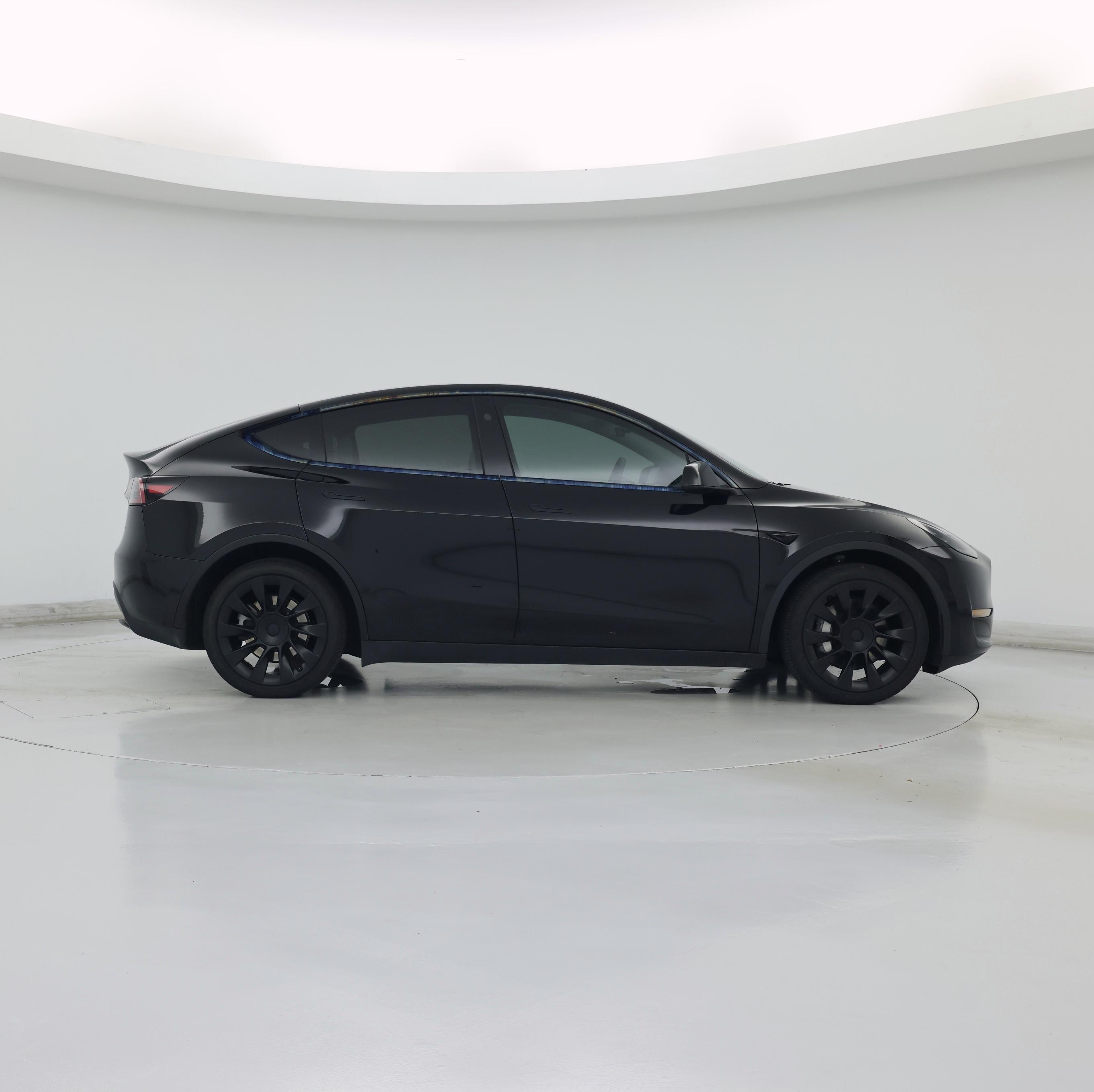 Thumbnail: 2023 Tesla Model Y - 7