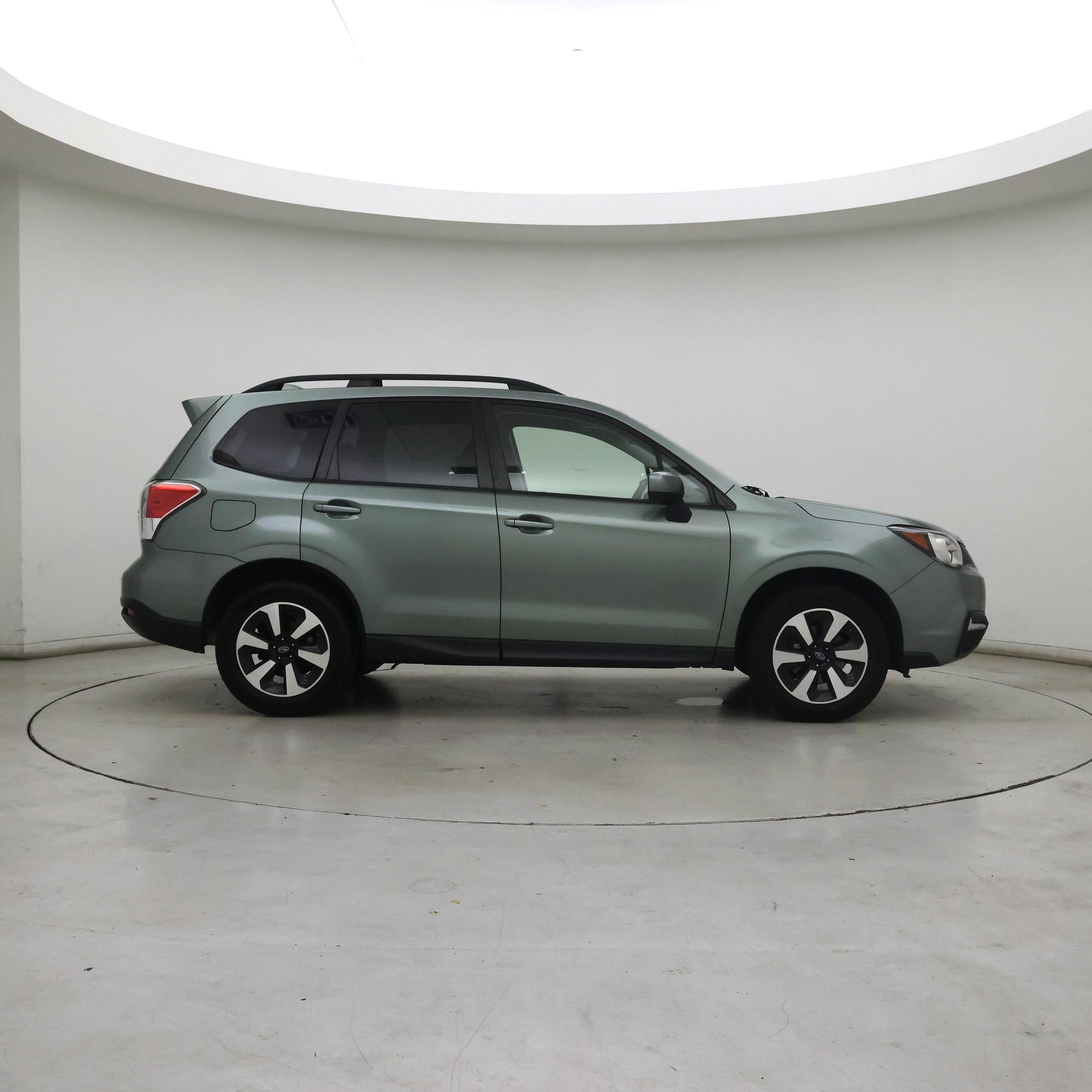 Thumbnail: 2017 Subaru Forester - 7