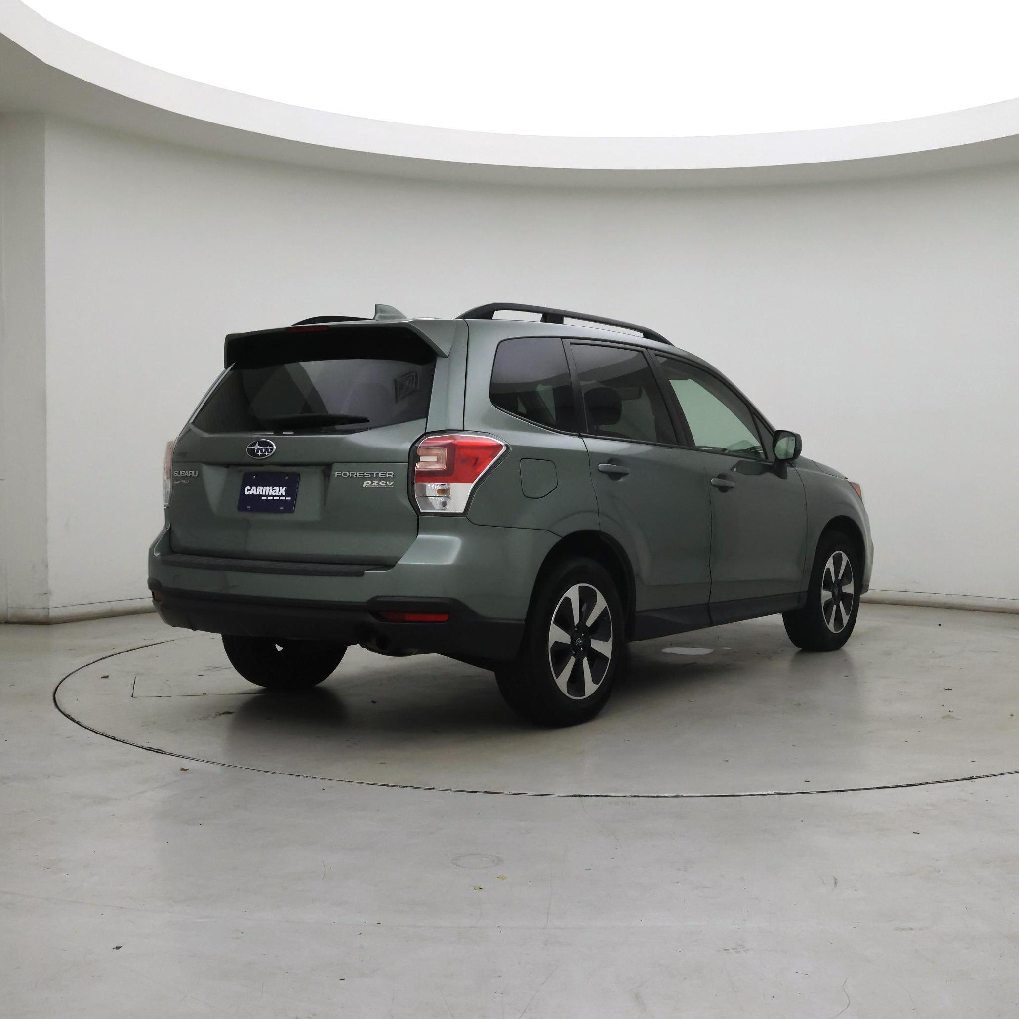 Thumbnail: 2017 Subaru Forester - 8