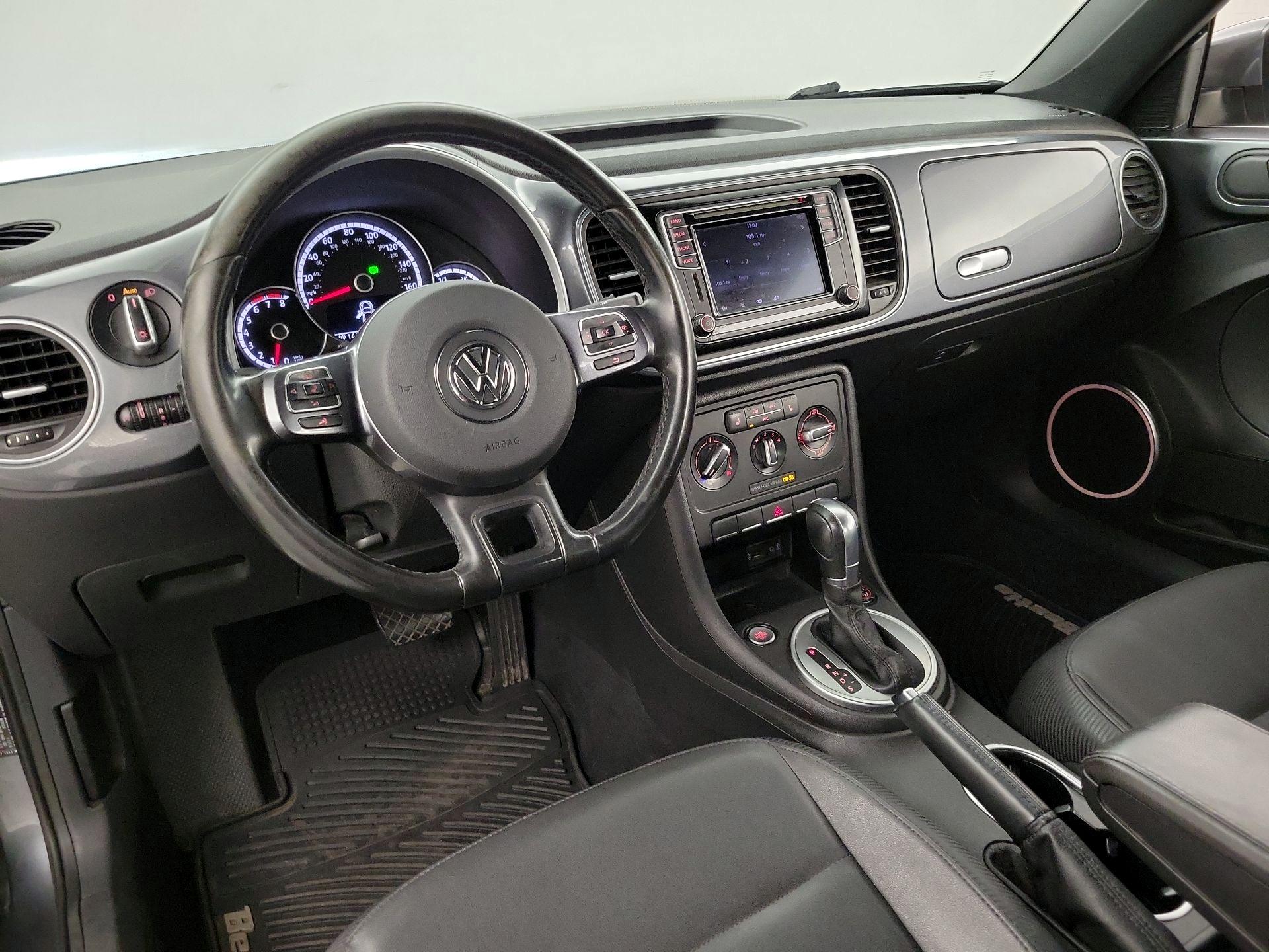 Thumbnail: 2016 Volkswagen Beetle - 9