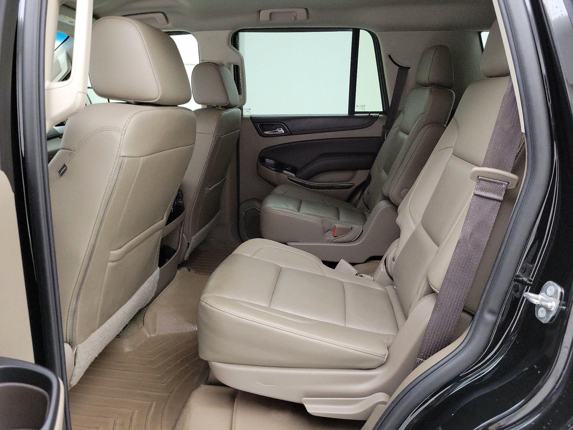 Thumbnail: 2017 Chevrolet Tahoe - 19