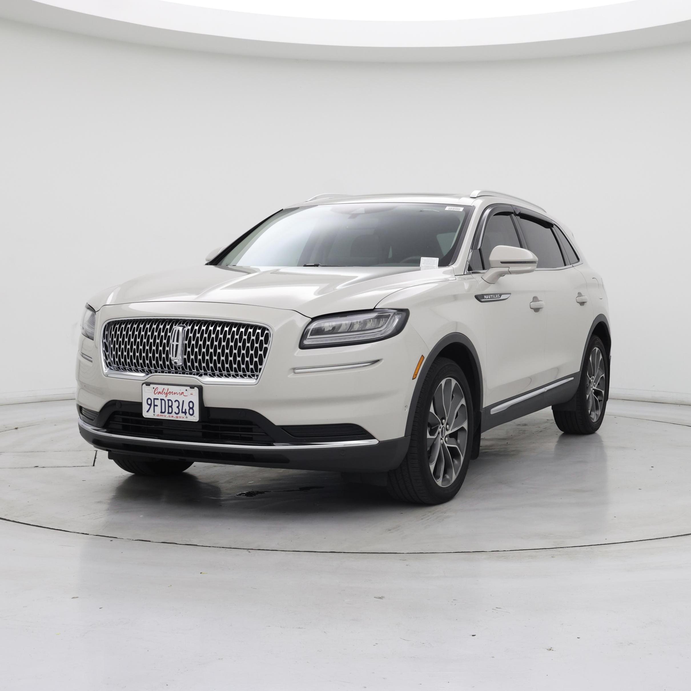 Thumbnail: 2023 Lincoln Nautilus - 4