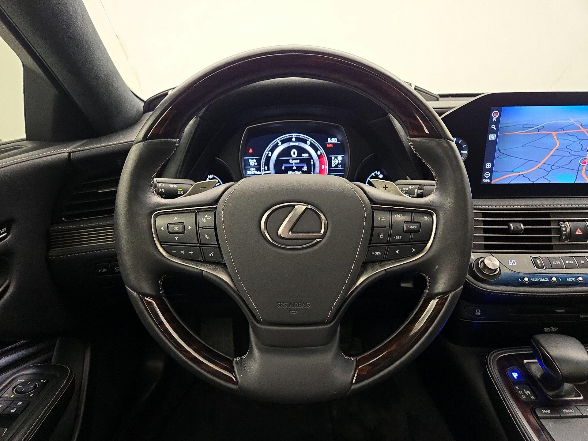 Thumbnail: 2022 Lexus LS - 10