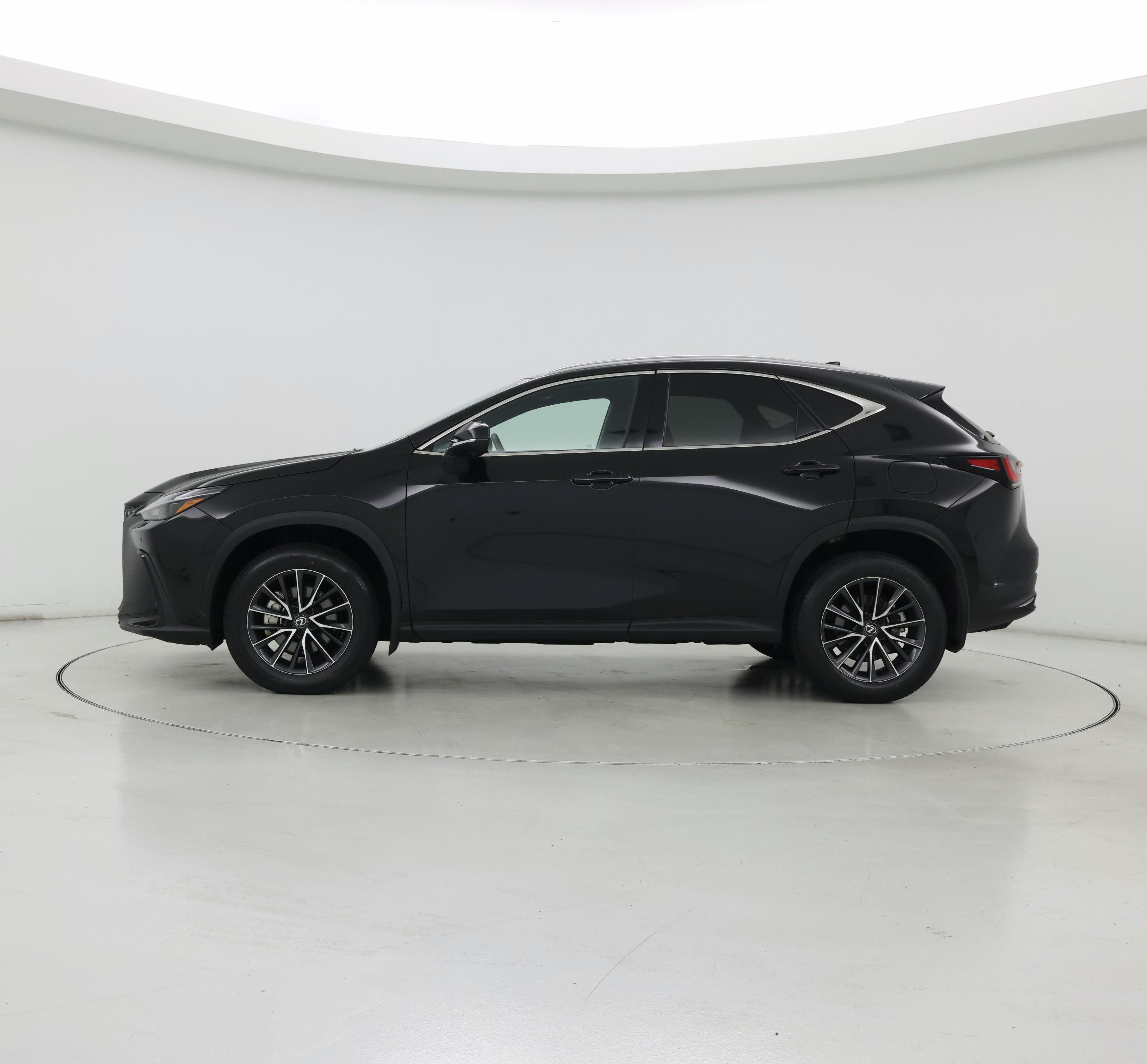 Thumbnail: 2024 Lexus NX - 3