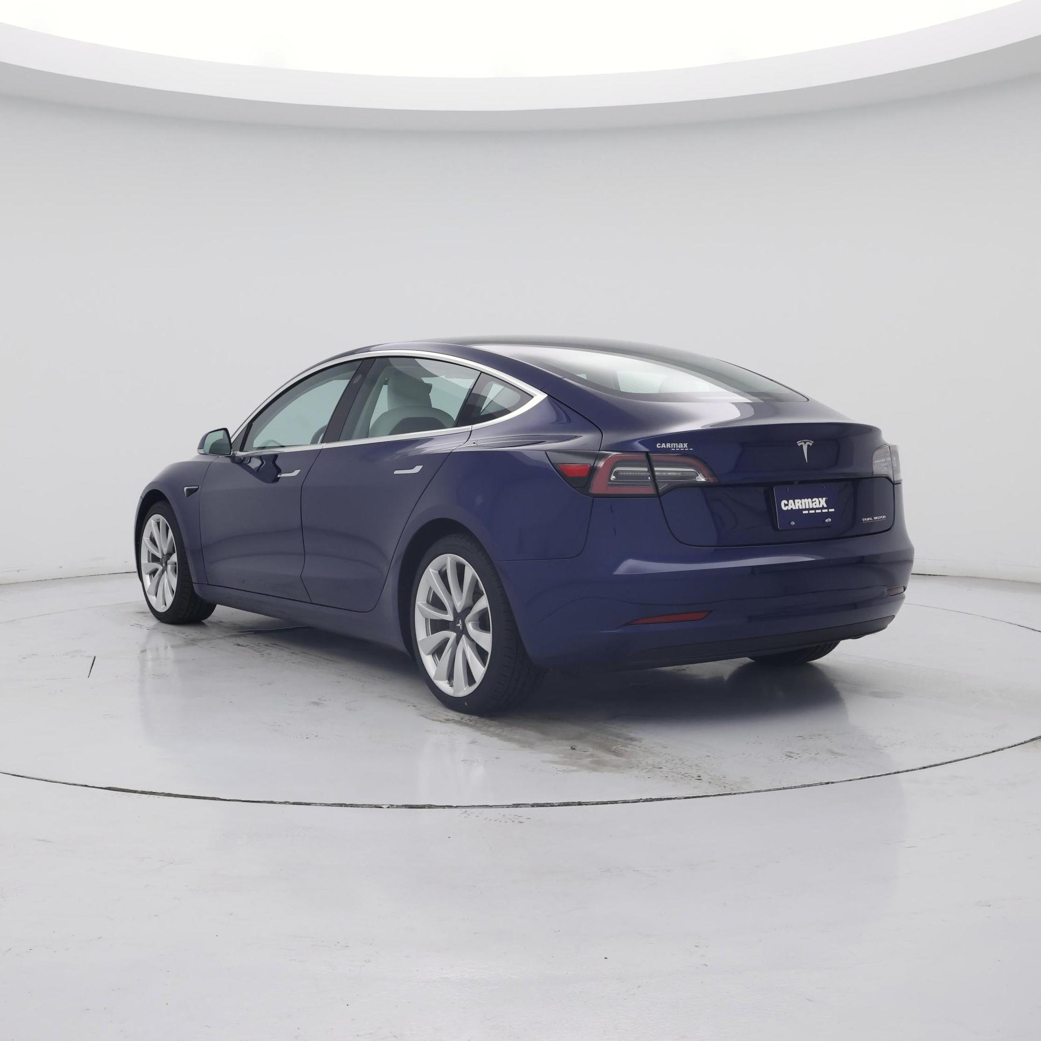 Thumbnail: 2019 Tesla Model 3 - 2
