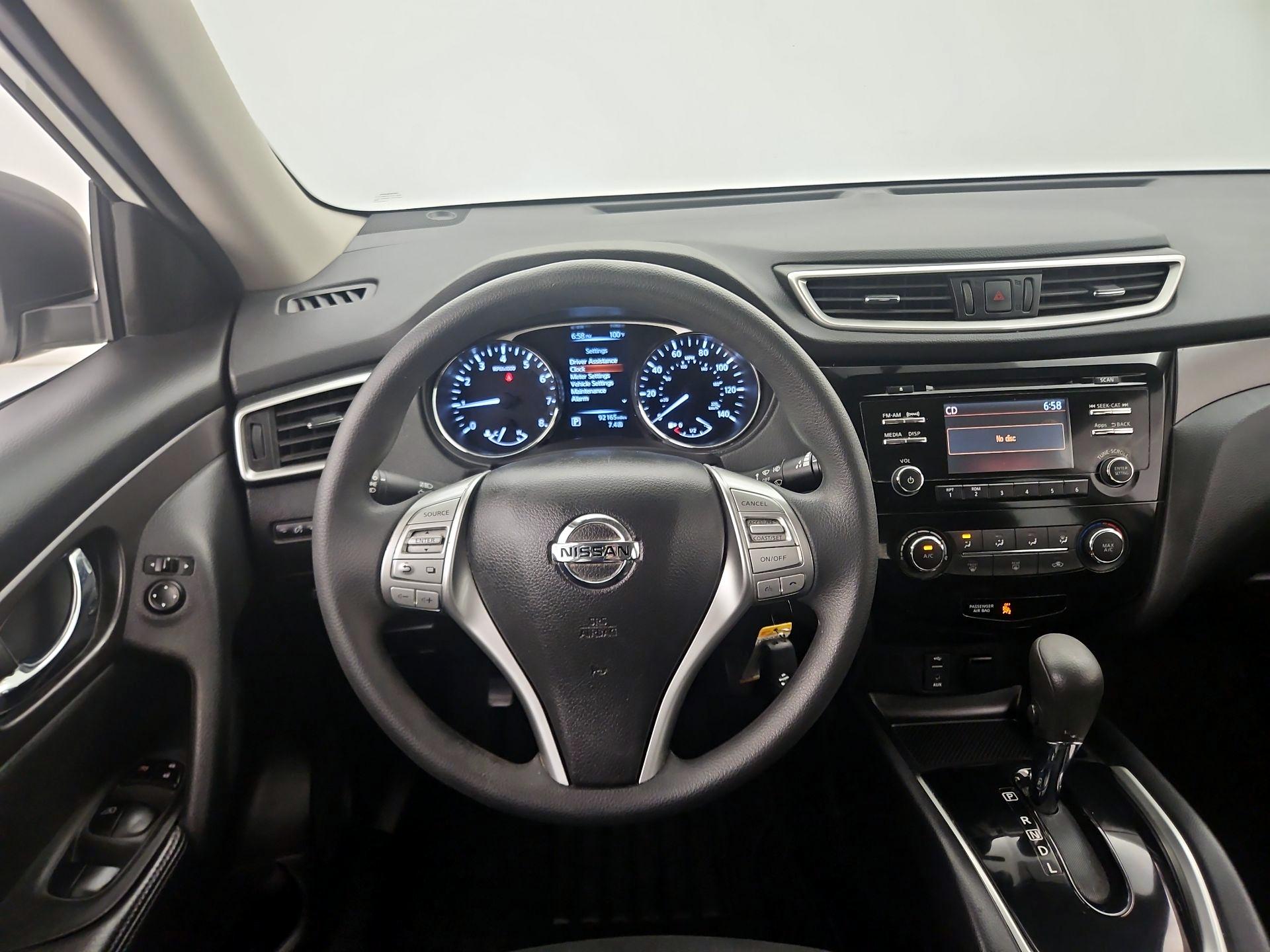 Thumbnail: 2015 Nissan Rogue - 10