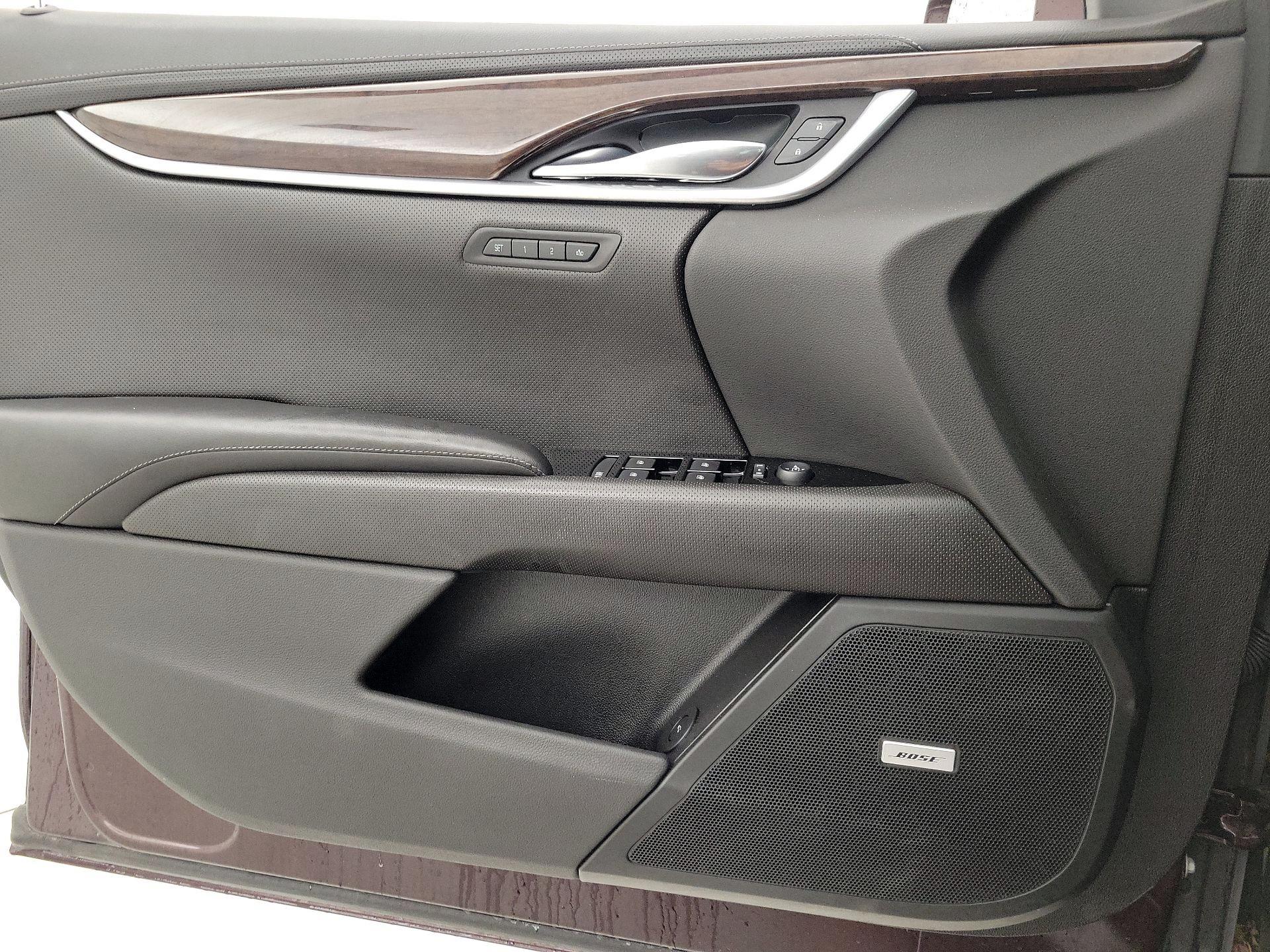 Thumbnail: 2017 Cadillac XTS - 12