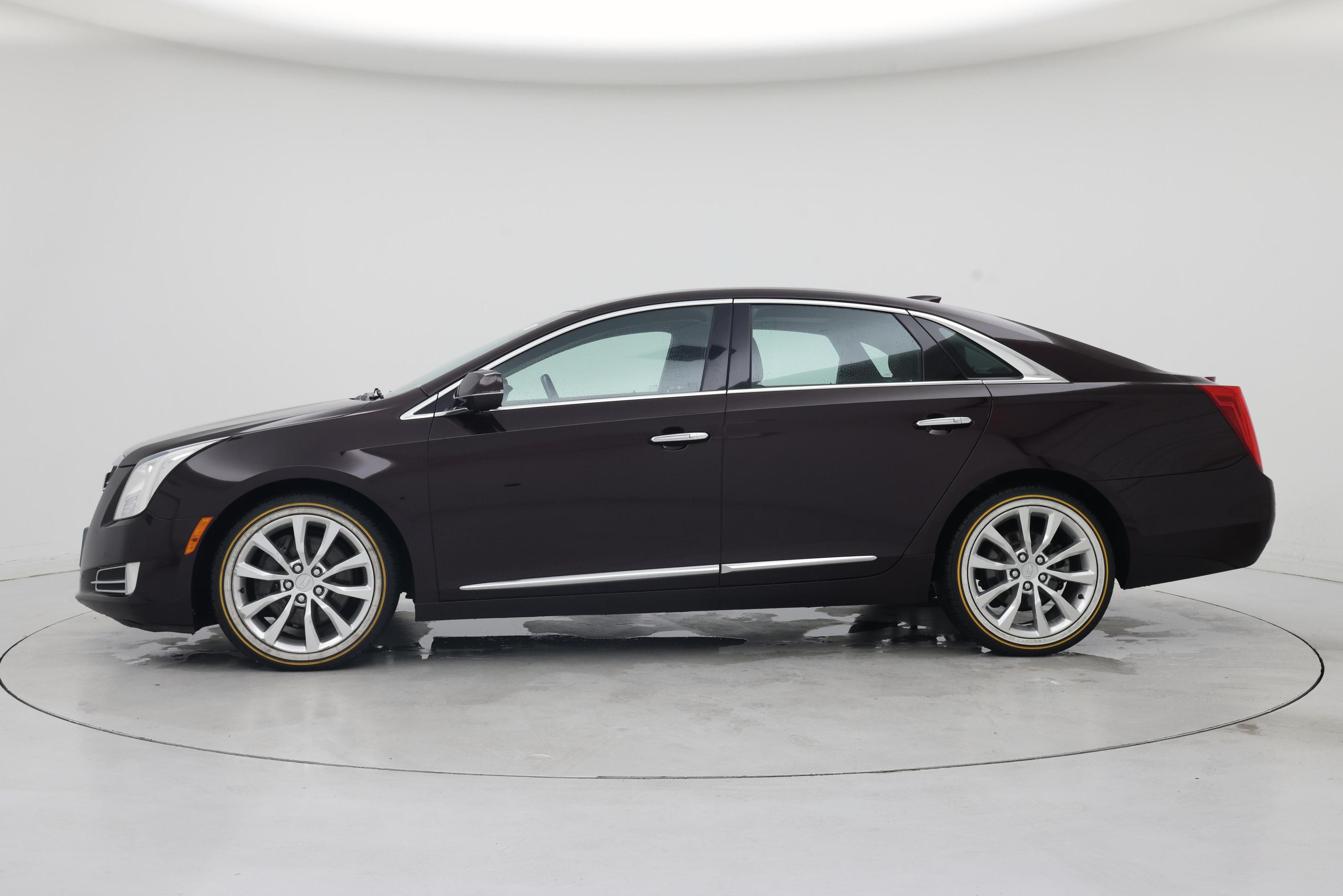 Thumbnail: 2017 Cadillac XTS - 3