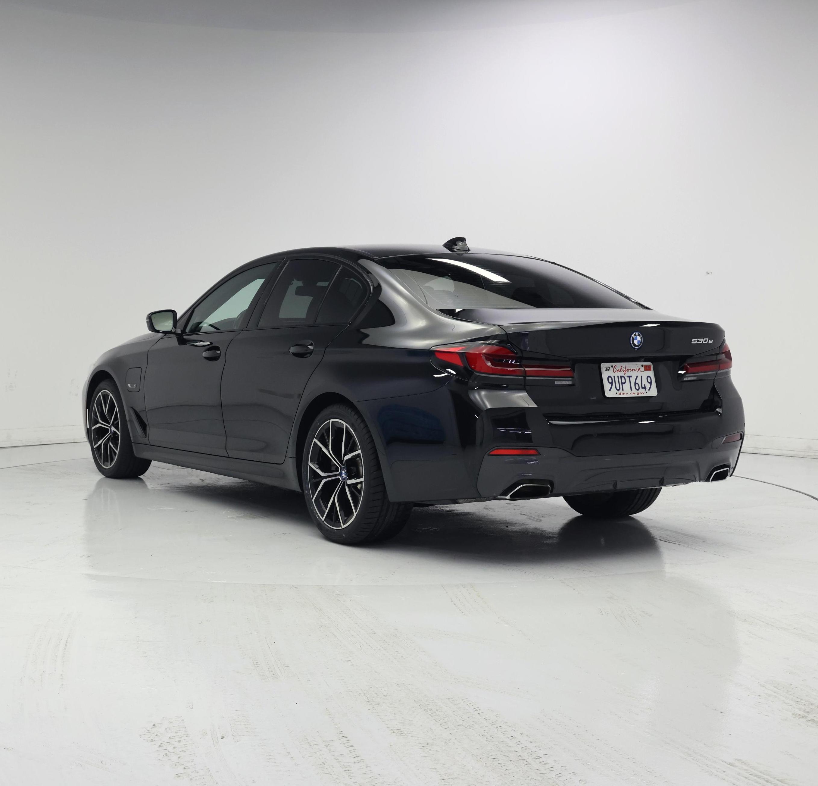 Thumbnail: 2023 BMW 5 Series - 2