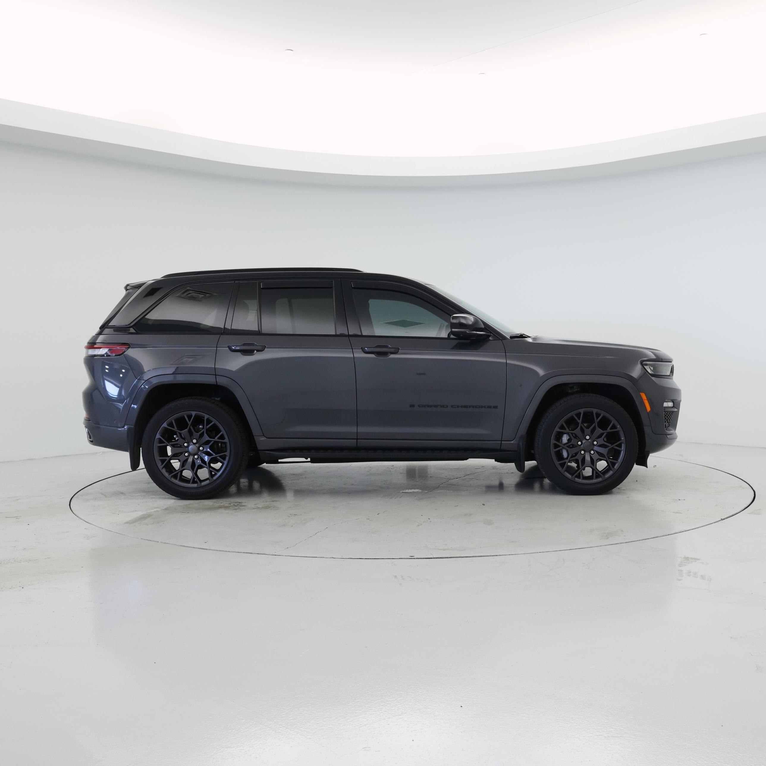 Thumbnail: 2025 Jeep Grand Cherokee - 7