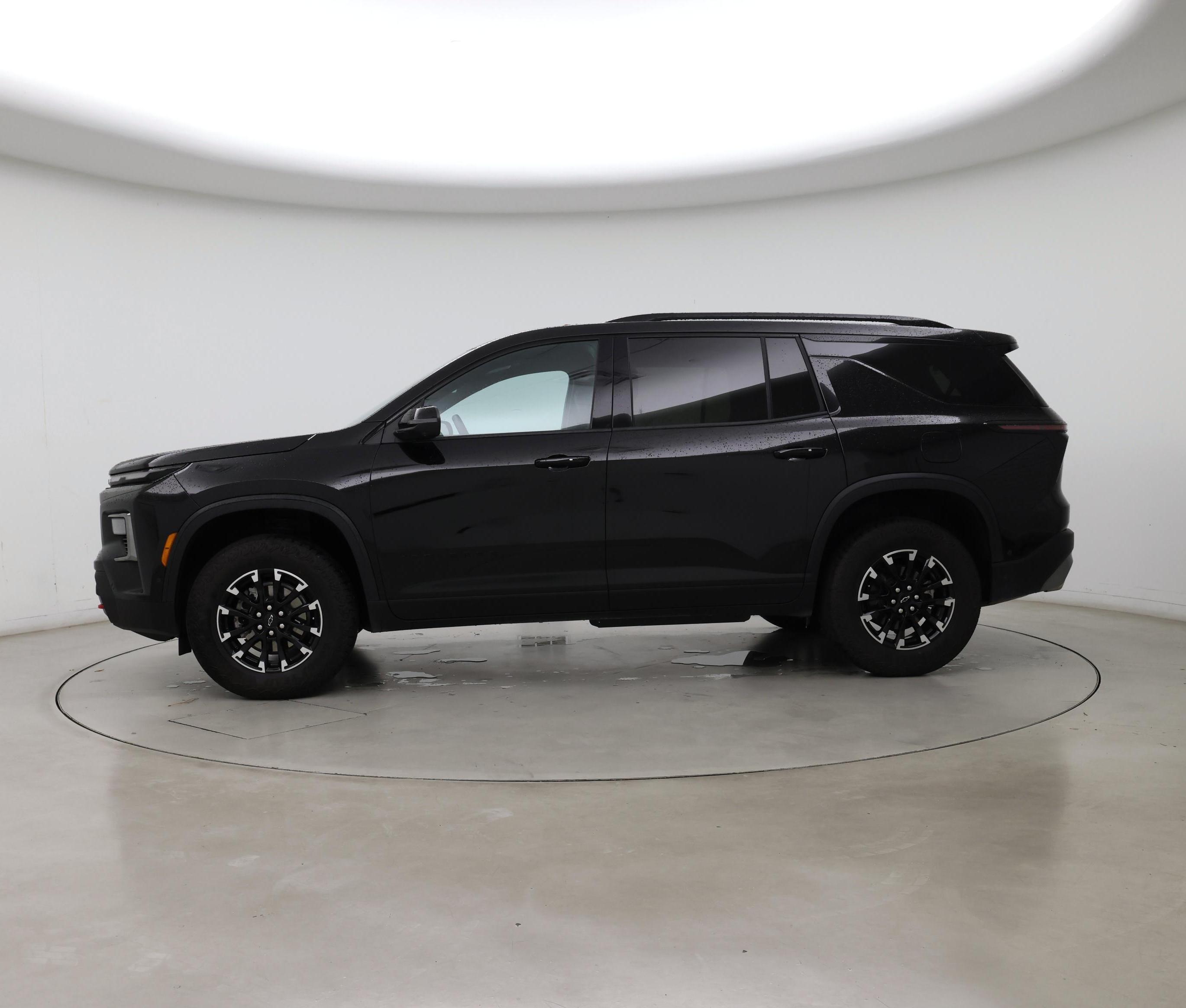 Thumbnail: 2026 Chevrolet Traverse - 3