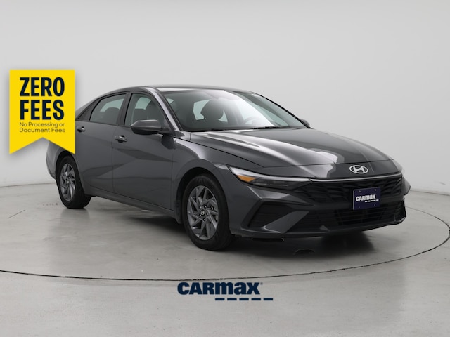 Gray 2025 Hyundai Elantra Hybrid Sedan Front-Wheel Drive Automatic