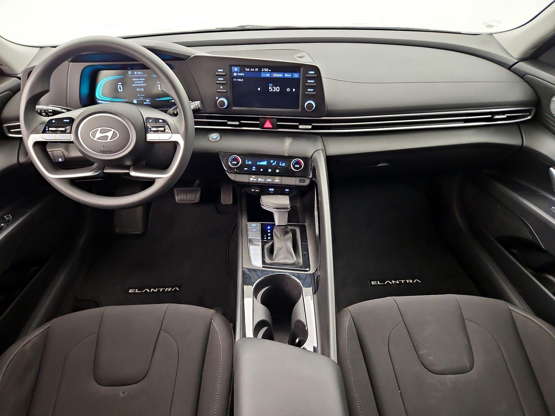 Thumbnail: 2025 Hyundai Elantra - 9