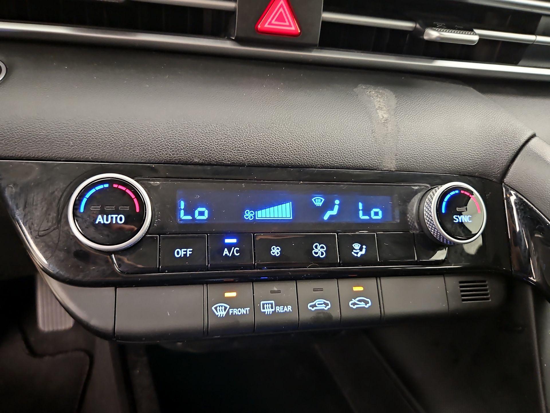 Thumbnail: 2025 Hyundai Elantra - 16