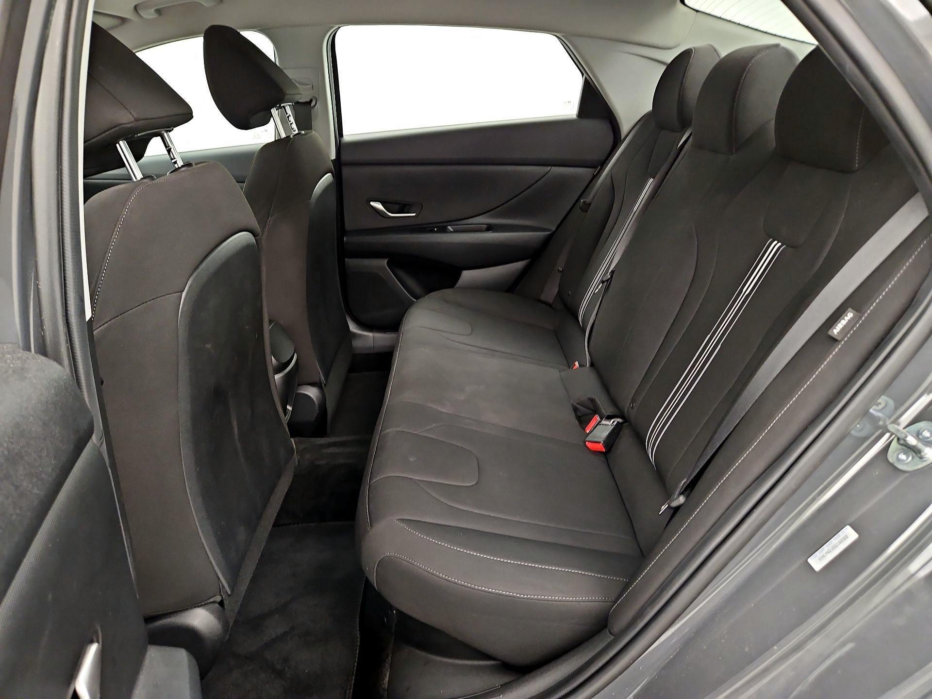 Thumbnail: 2025 Hyundai Elantra - 19