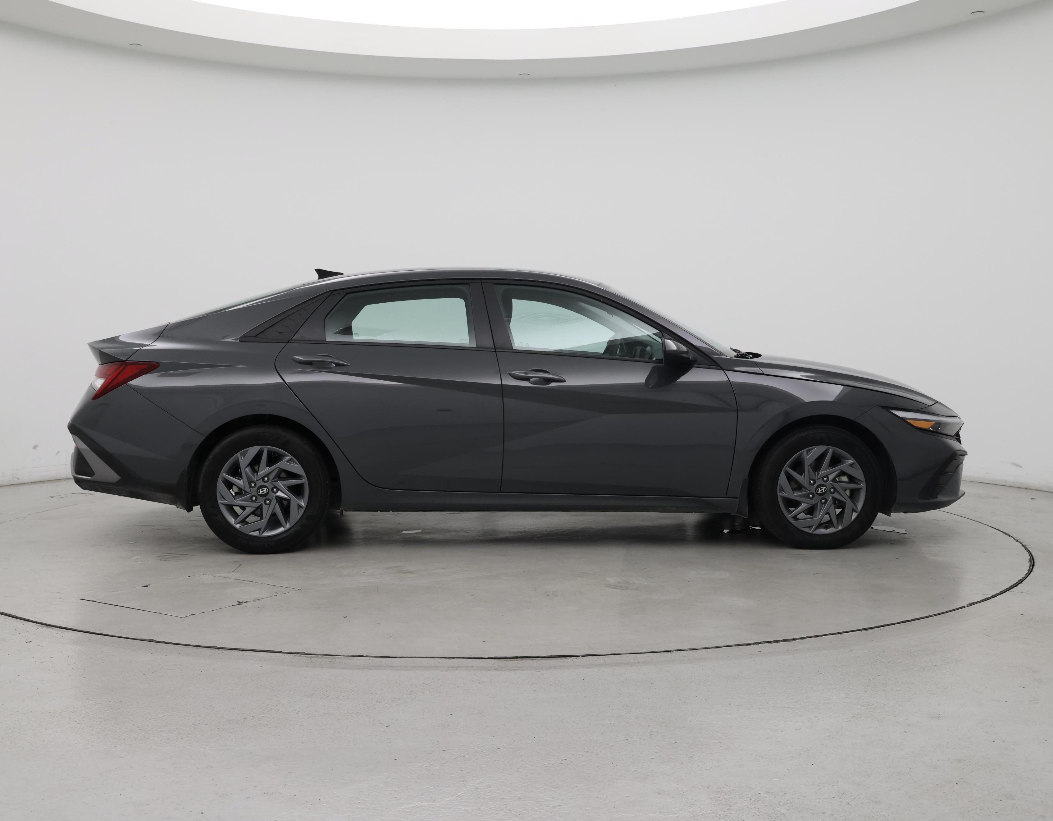 Thumbnail: 2025 Hyundai Elantra - 7