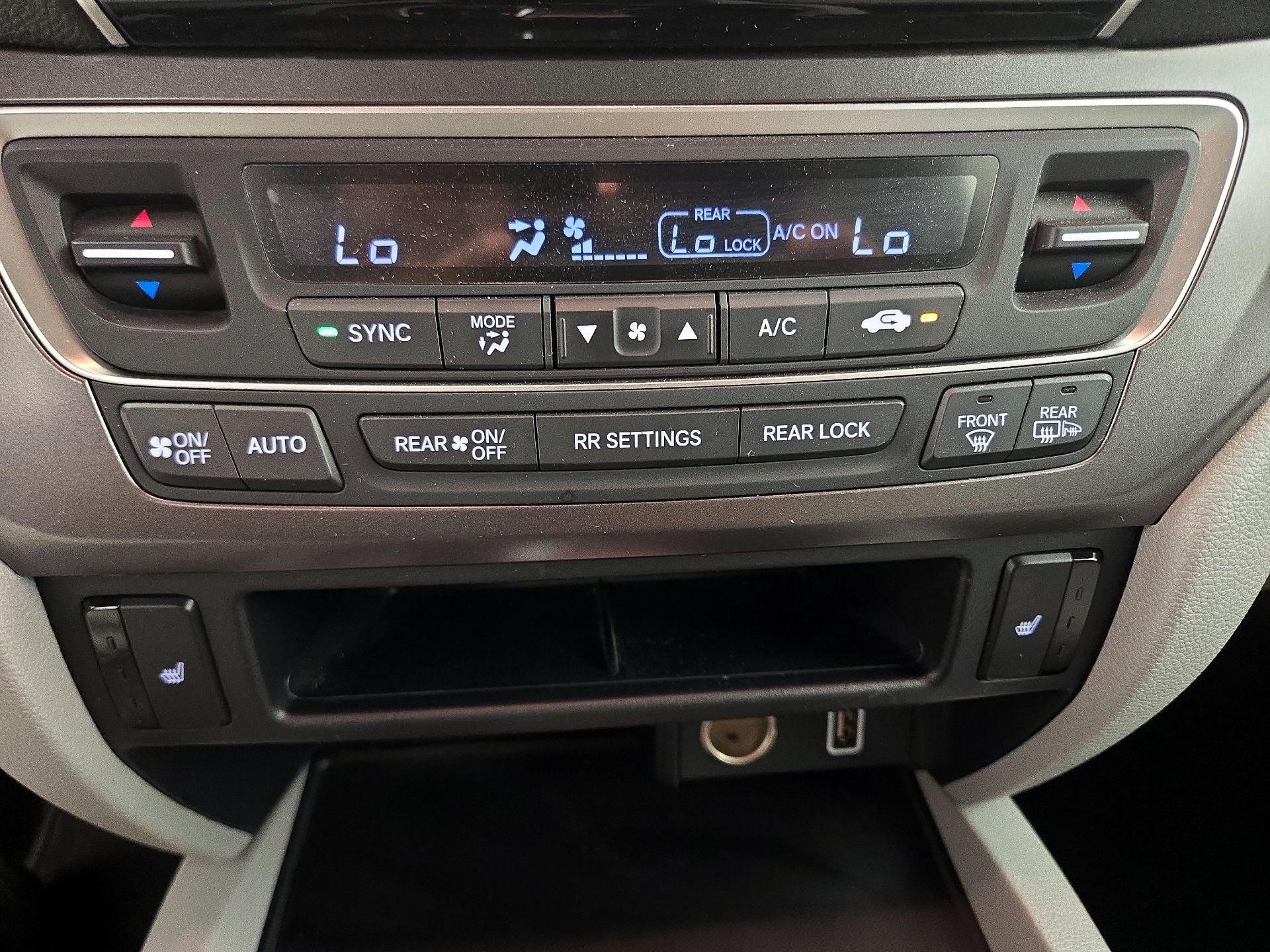 Thumbnail: 2021 Honda Pilot - 16