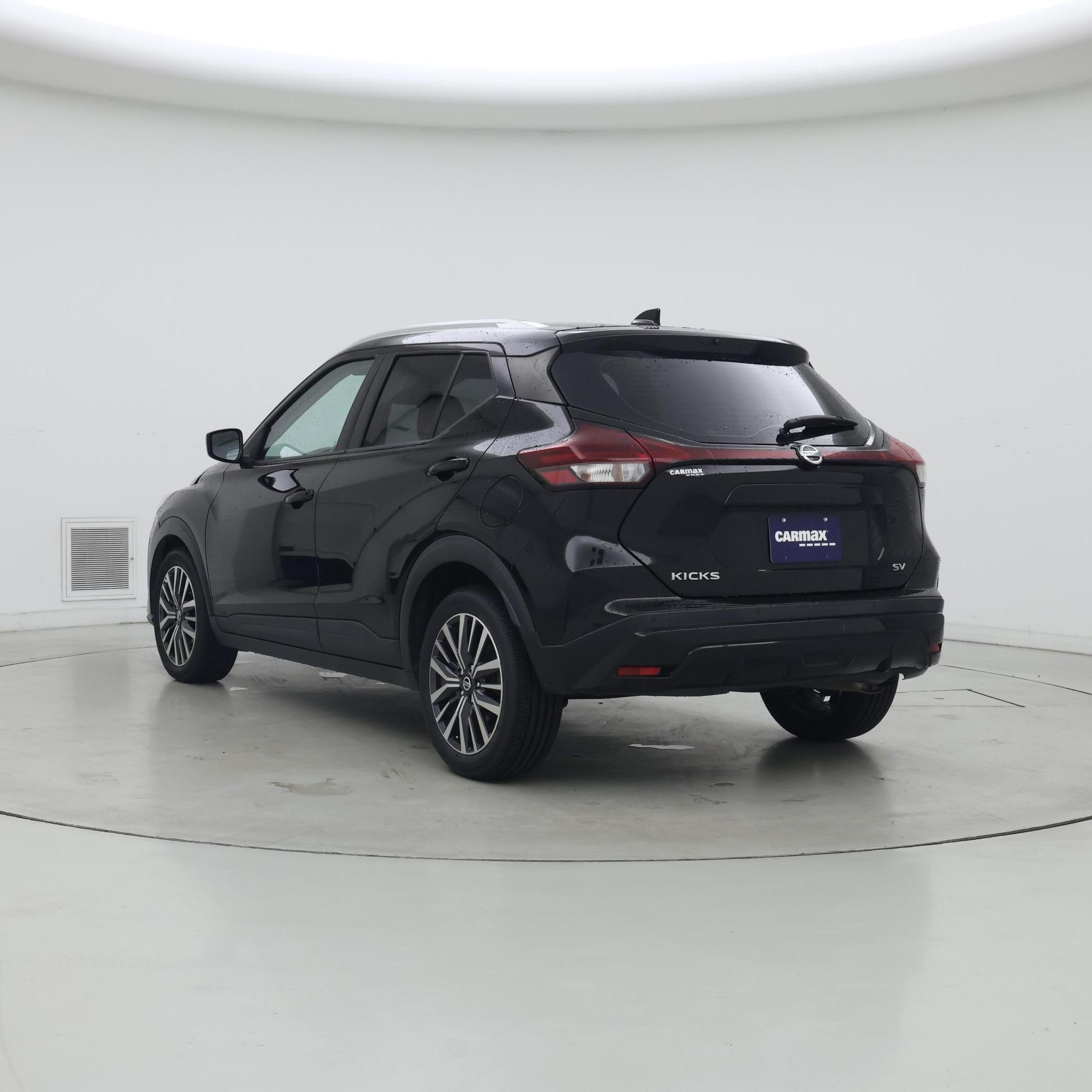 Thumbnail: 2021 Nissan Kicks - 2