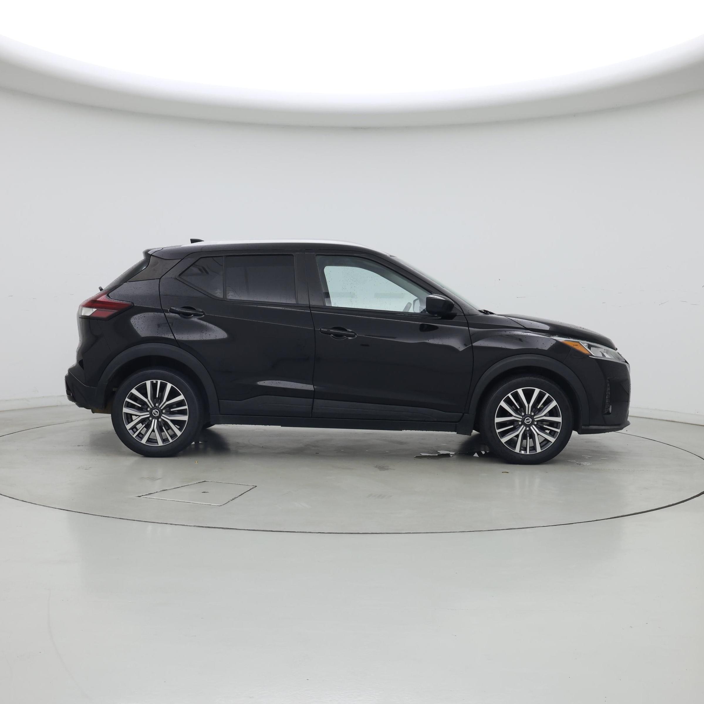 Thumbnail: 2021 Nissan Kicks - 7