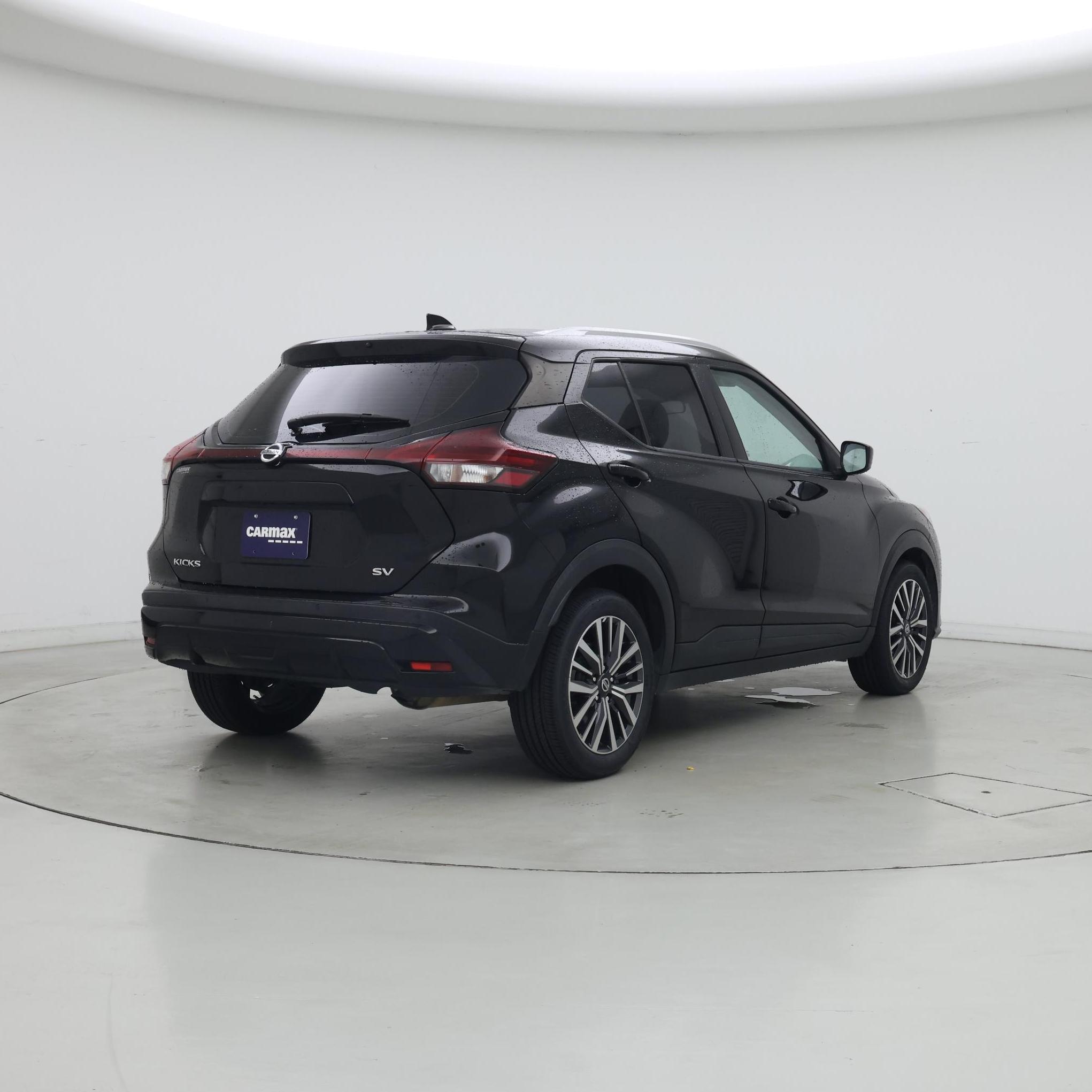 Thumbnail: 2021 Nissan Kicks - 8
