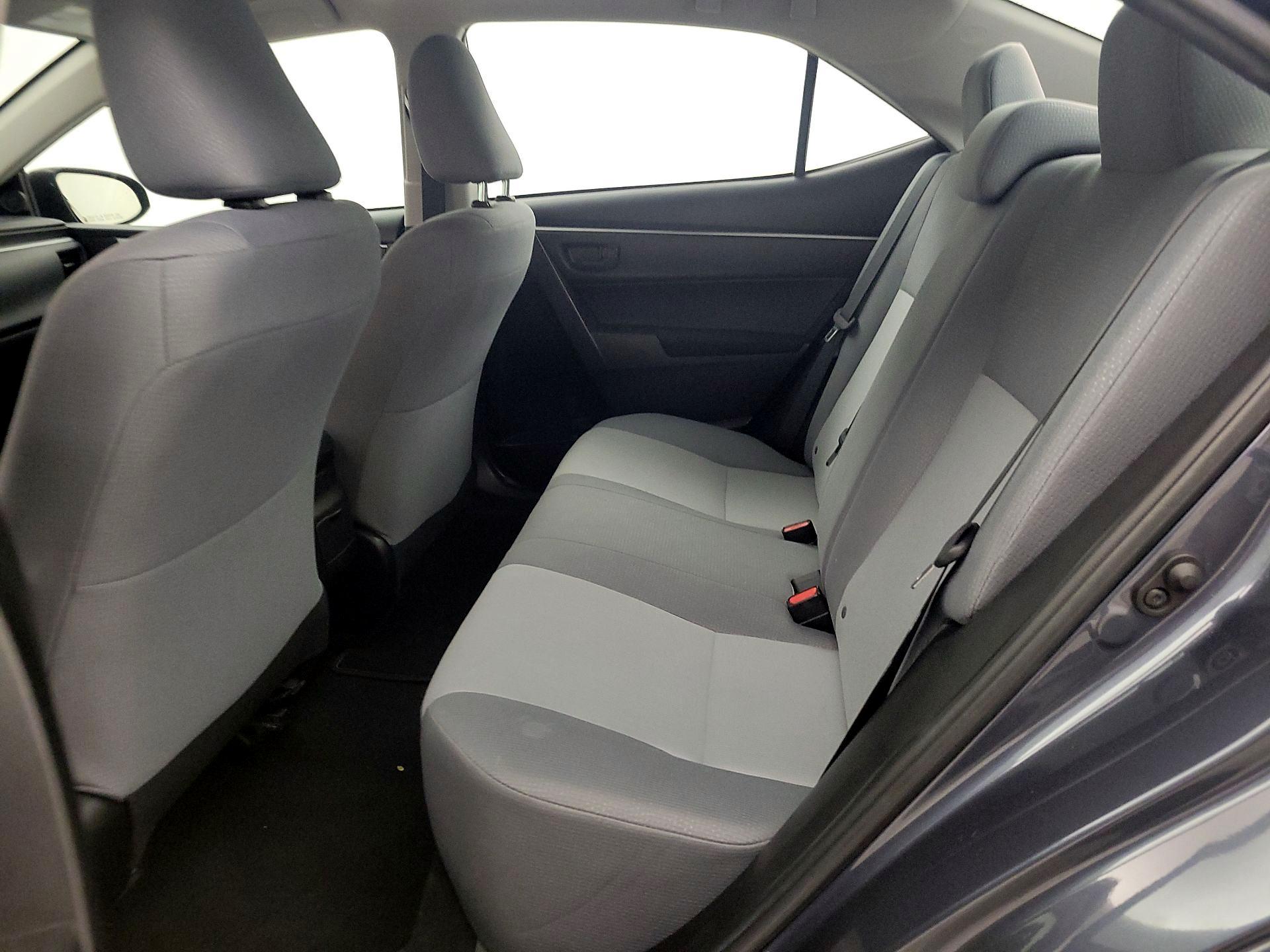 Thumbnail: 2016 Toyota Corolla - 18