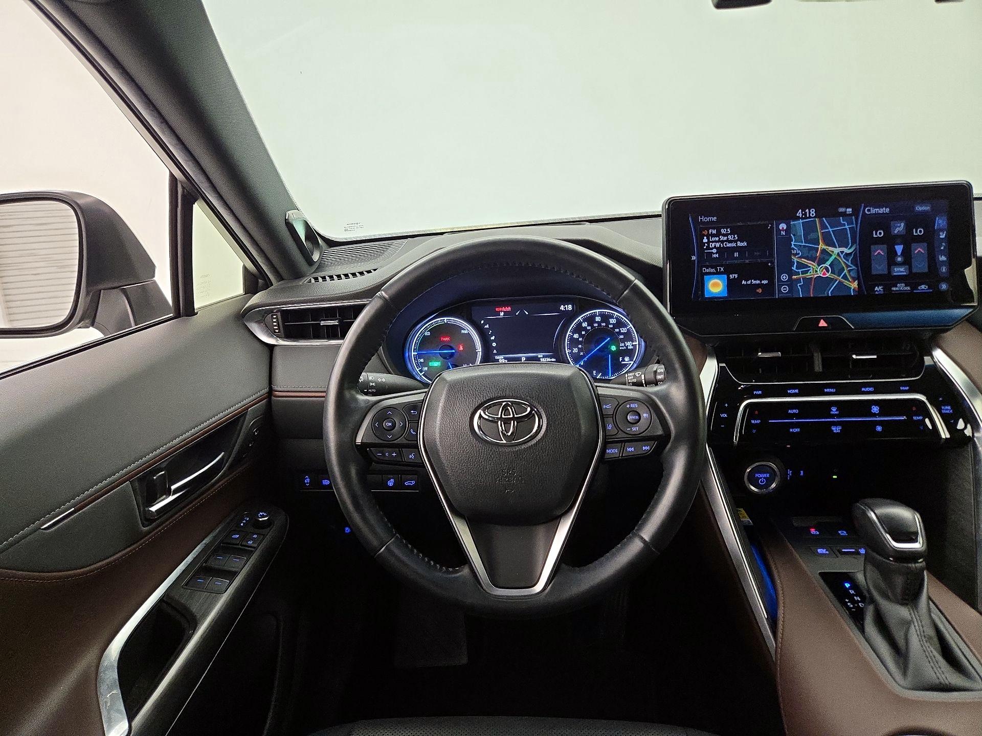 Thumbnail: 2021 Toyota Venza - 10