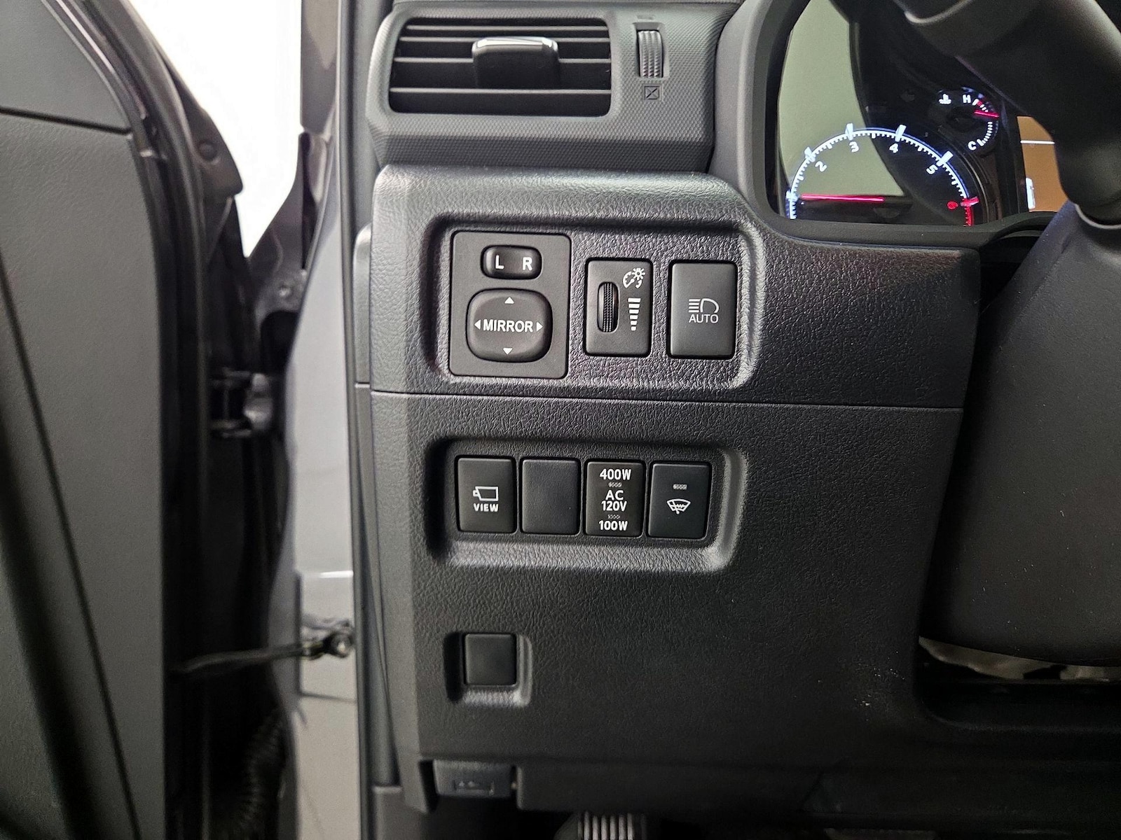 2023 Toyota 4Runner SR5 Premium - Photo 14