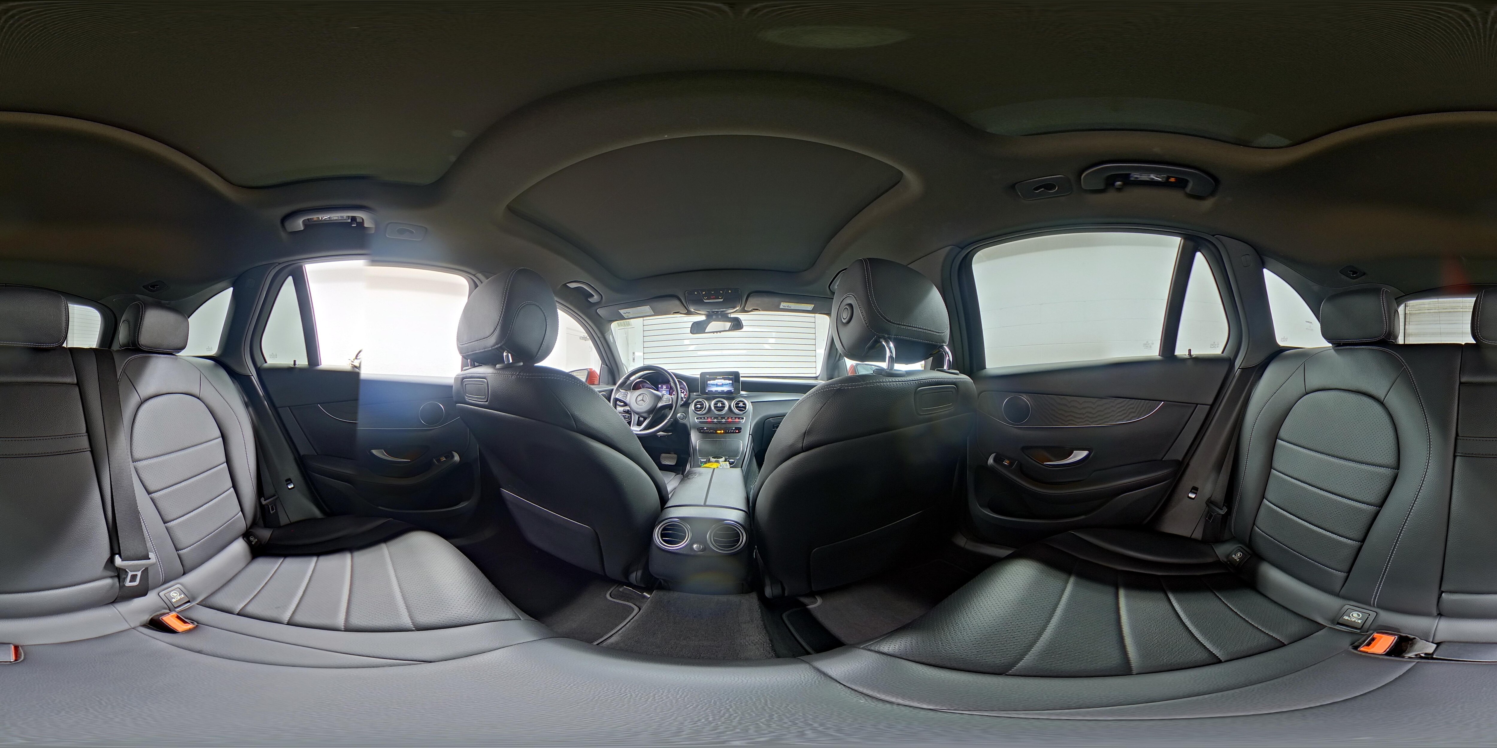 2018 Mercedes-Benz GLC GLC300 - Photo 26