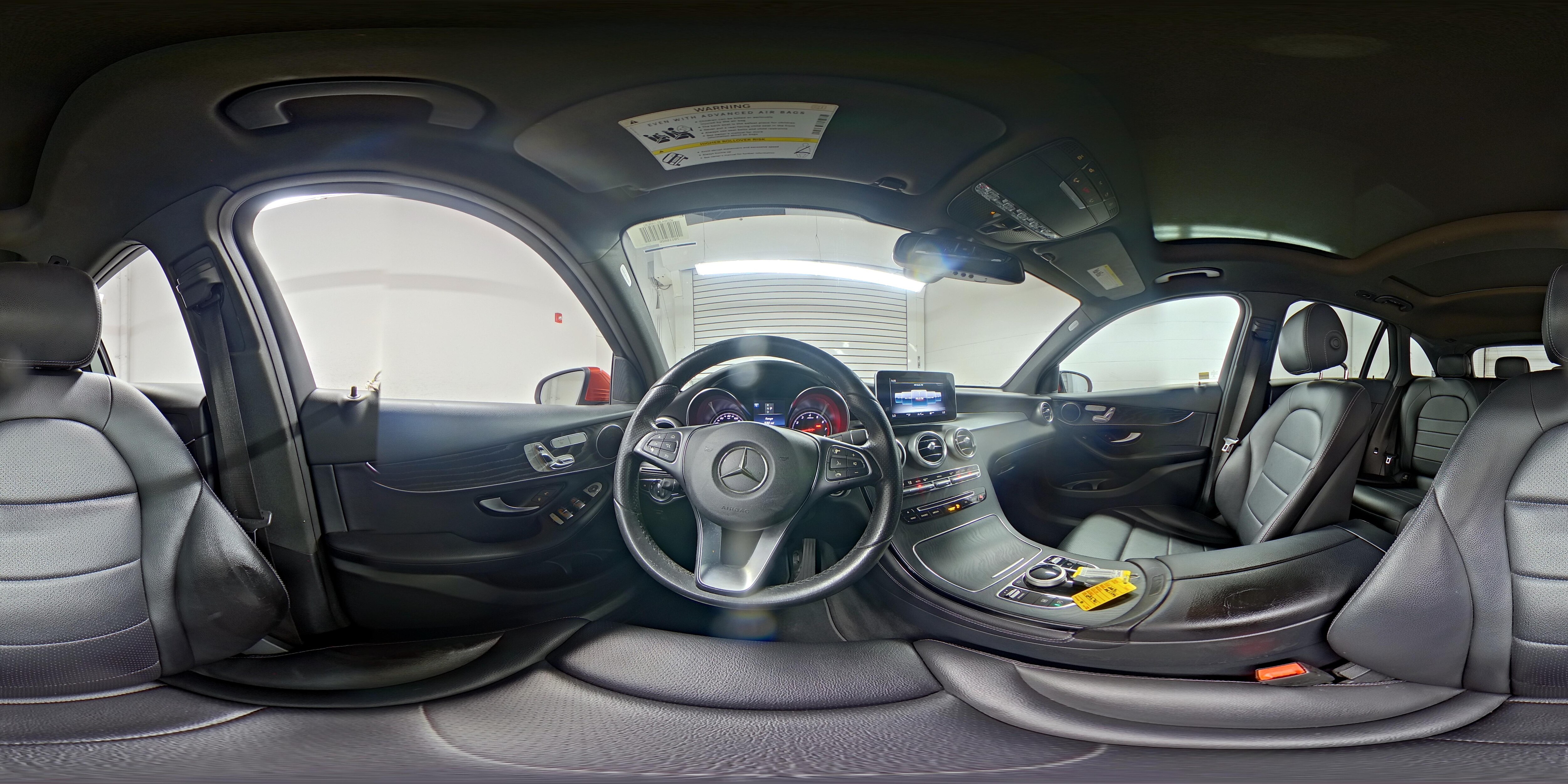 2018 Mercedes-Benz GLC GLC300 - Photo 27