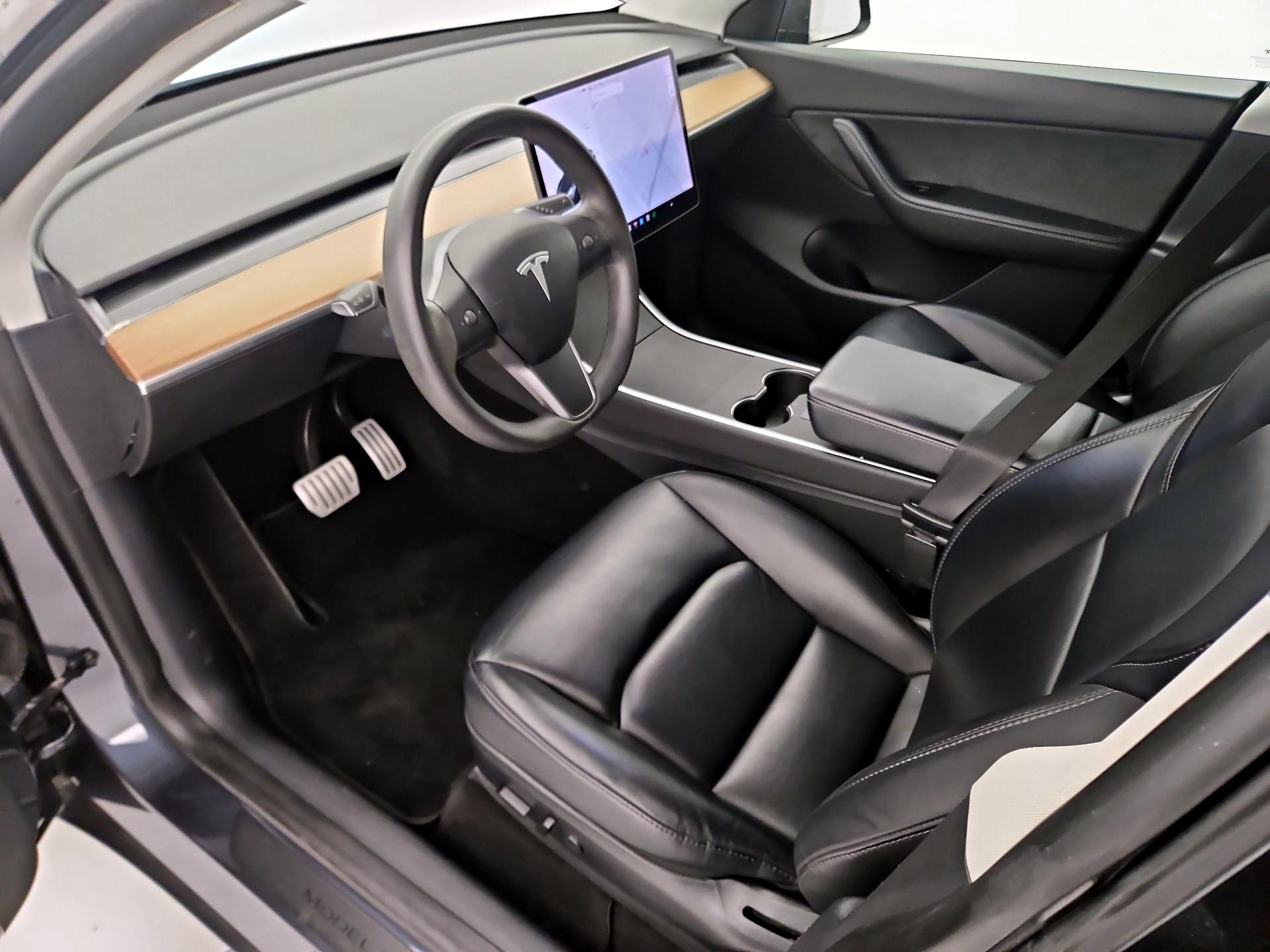 Thumbnail: 2020 Tesla Model Y - 11