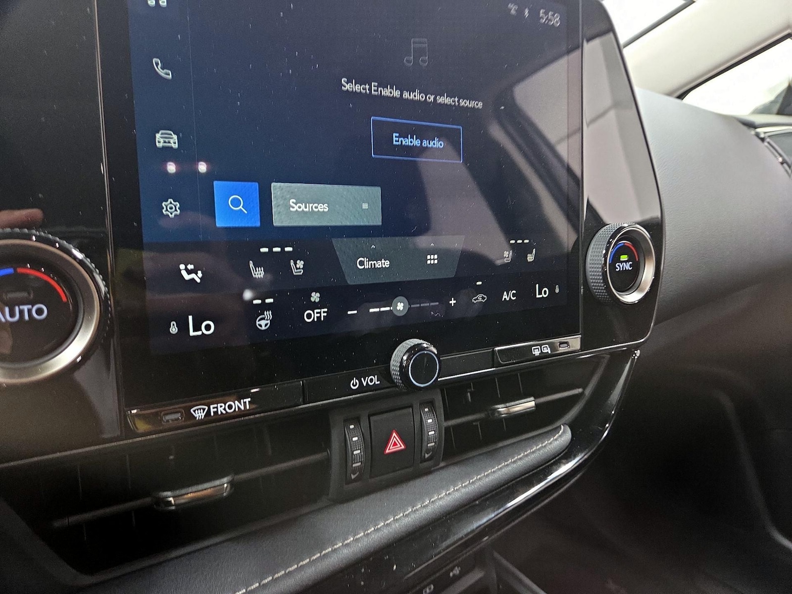 2025 Lexus NX Hybrid 350h - Photo 13