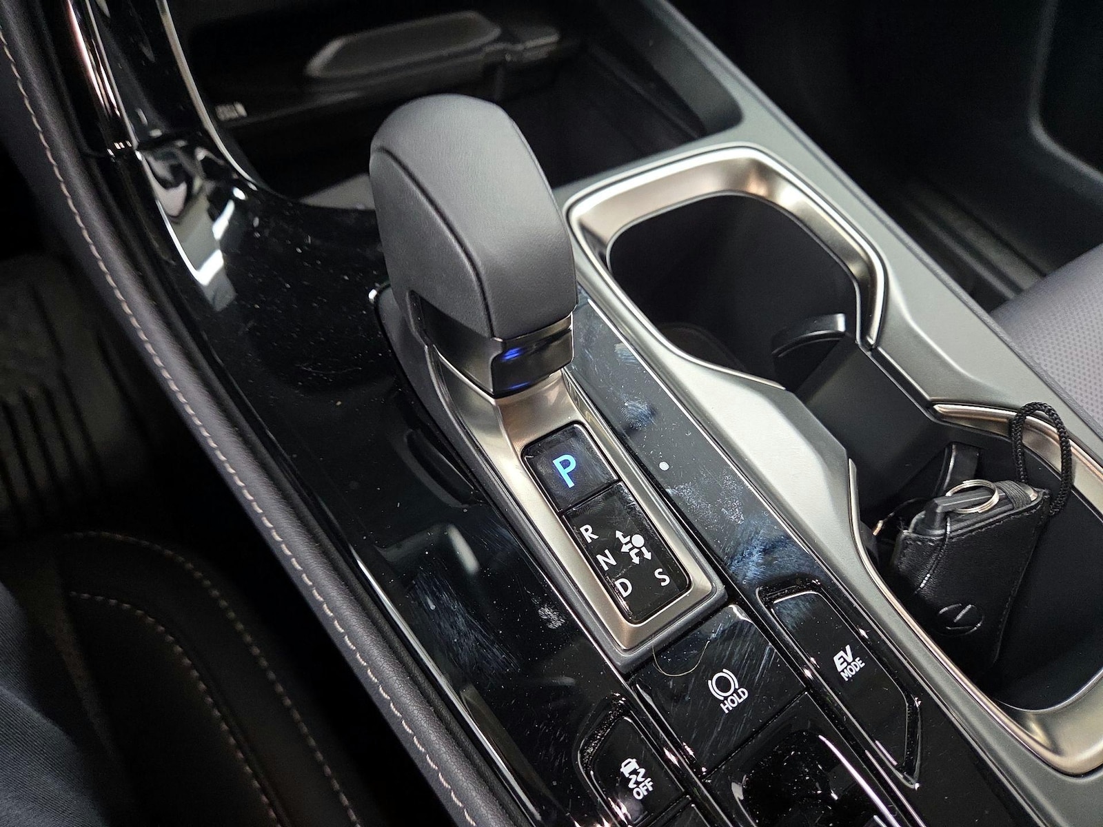 2025 Lexus NX Hybrid 350h - Photo 14