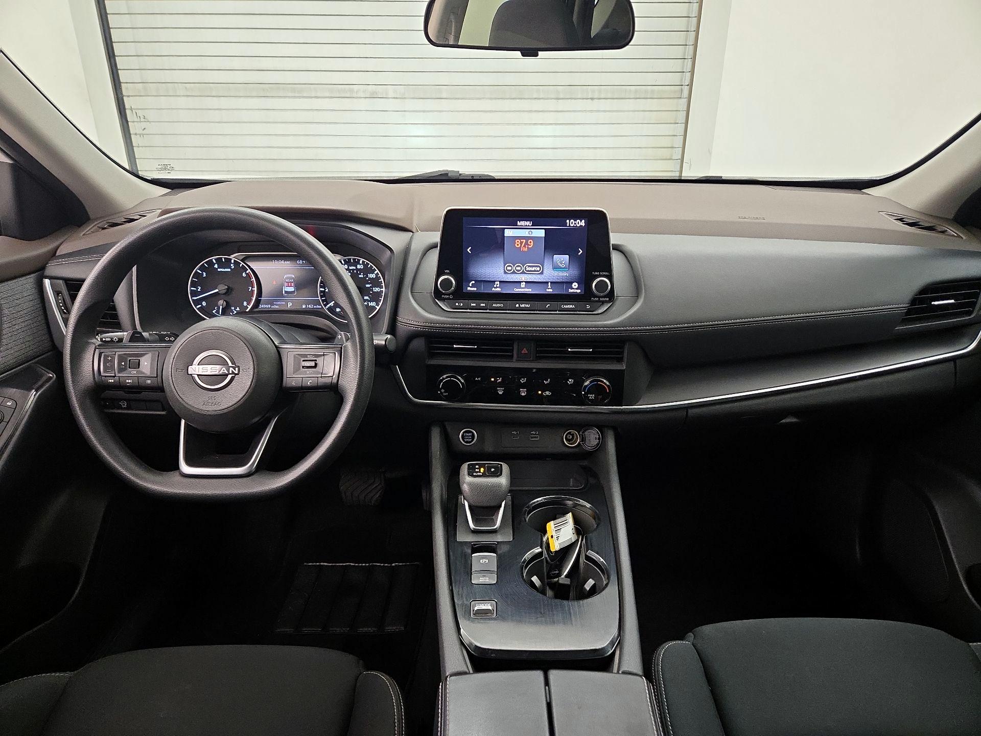 Thumbnail: 2023 Nissan Rogue - 9